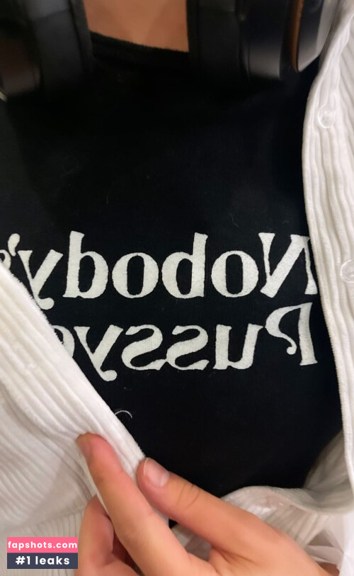 Carmella Rose gallery photo #739