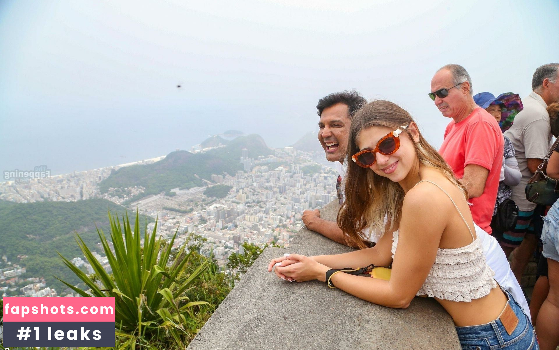 Carmen Arrufat gallery photo #62