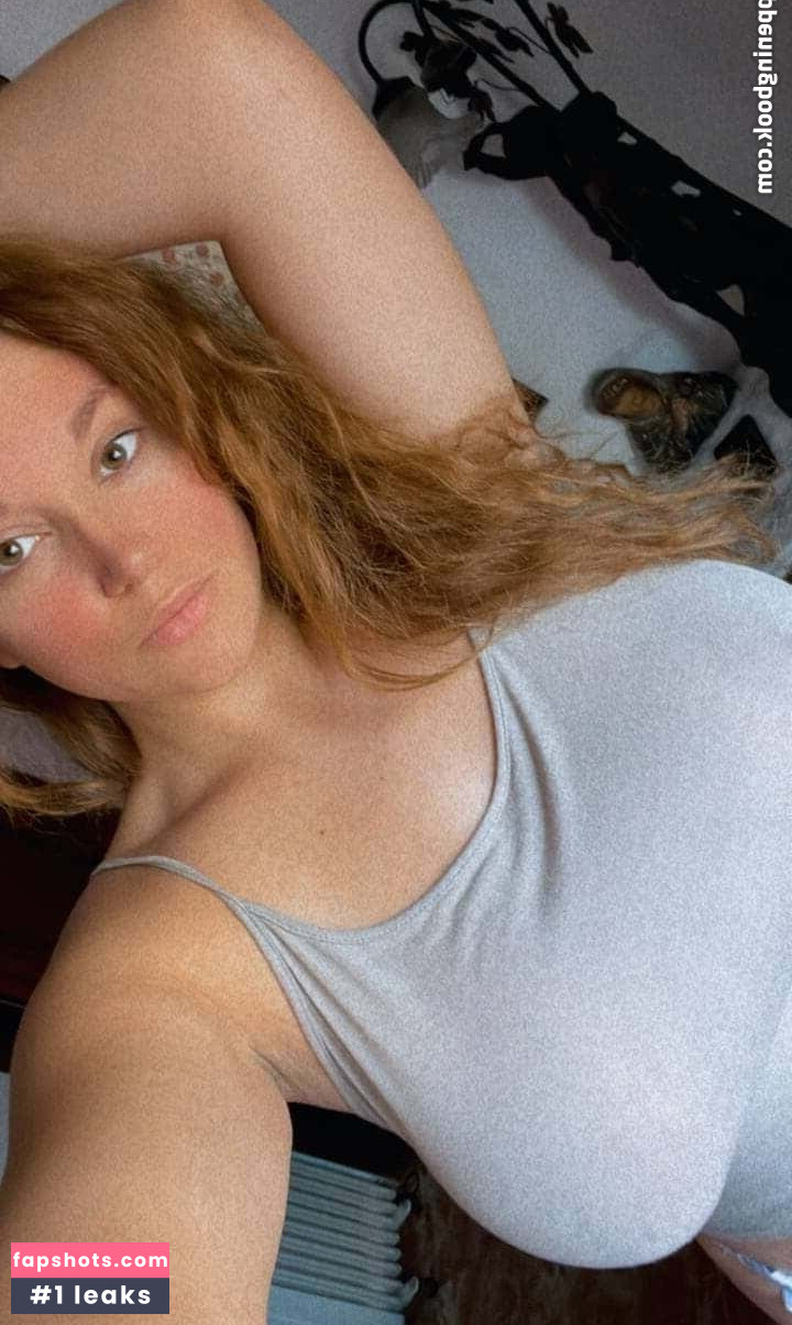 carmen_curvy gallery photo #59