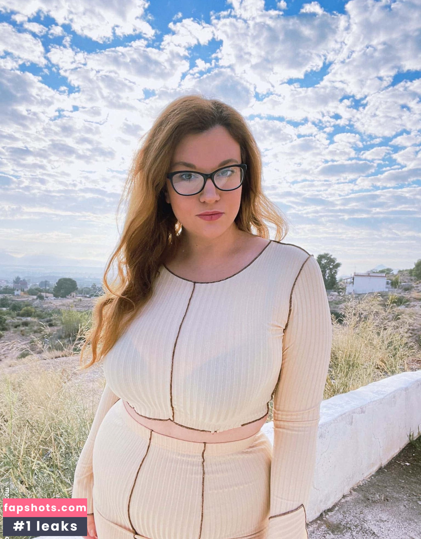 carmen_curvy gallery photo #61