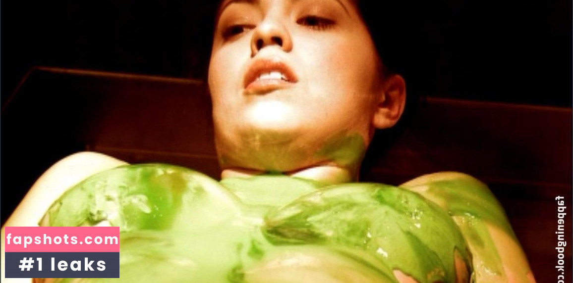 Carmen Echeverria nude babe gallery