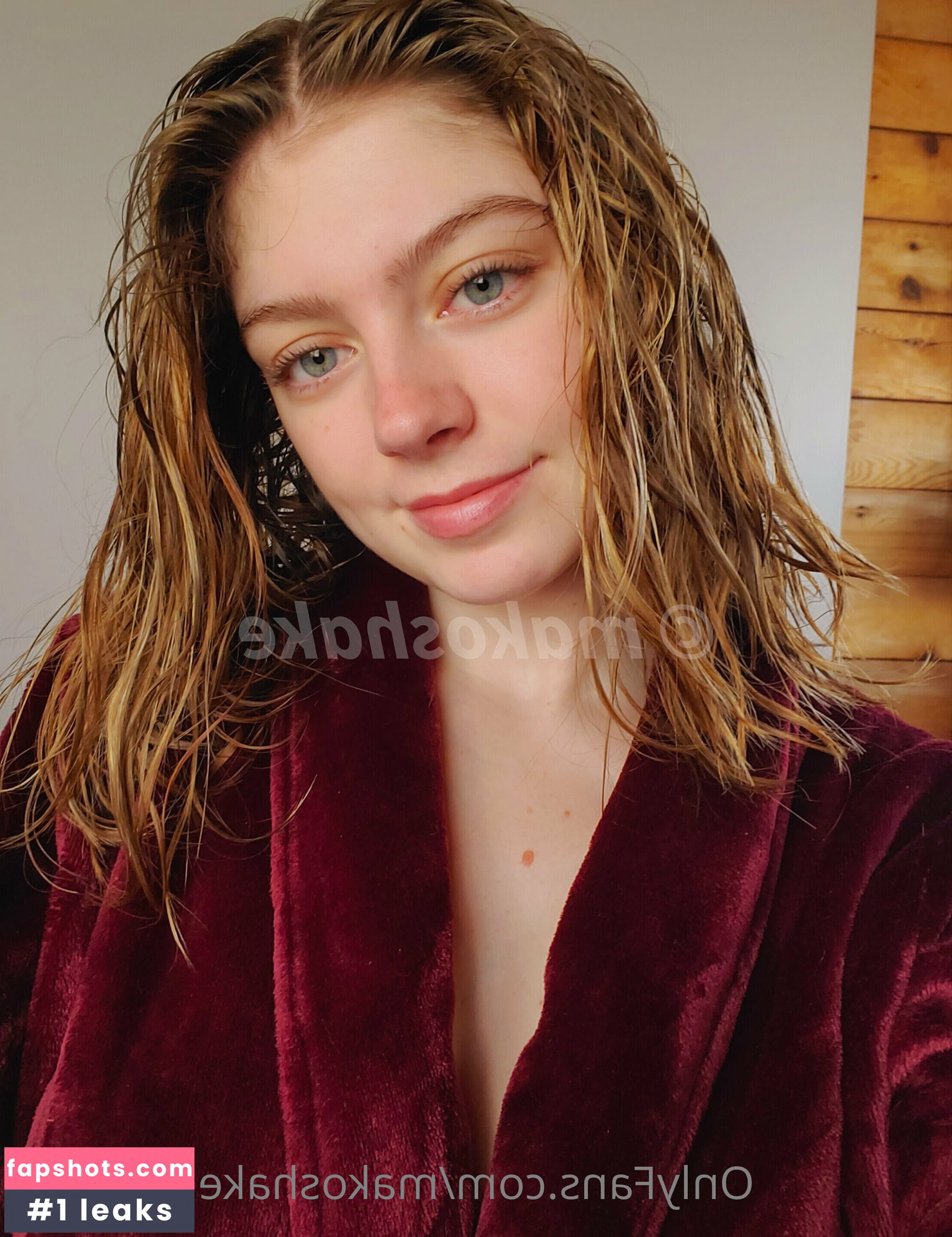 Carmen-Rae gallery photo #6239