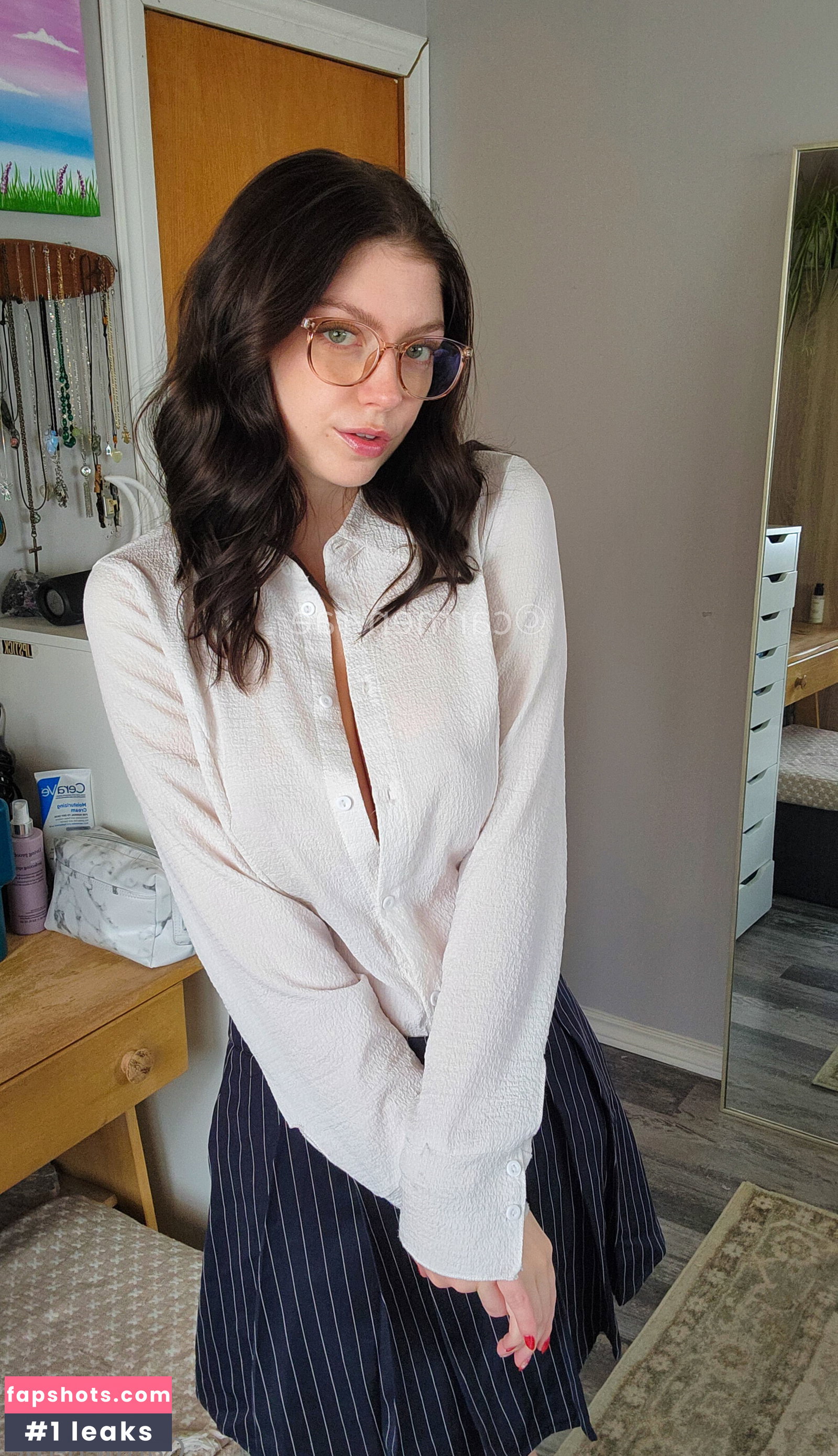 Carmen-Rae gallery photo #530