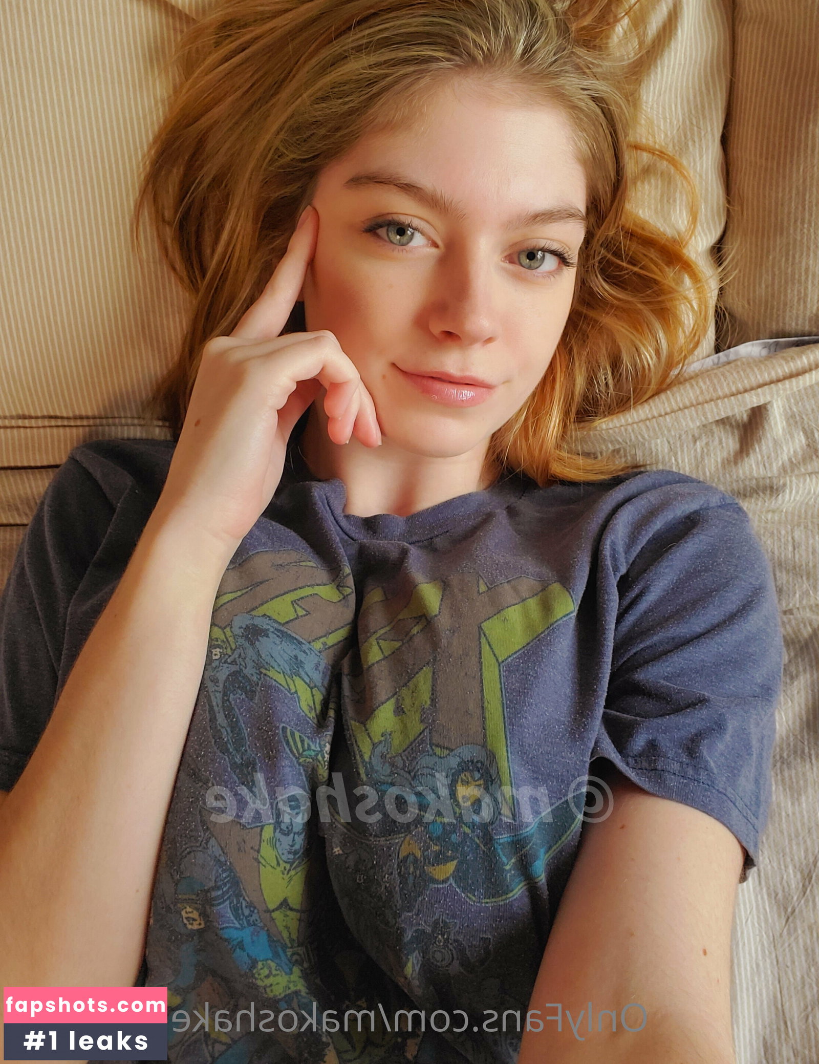 Carmen-Rae gallery photo #248