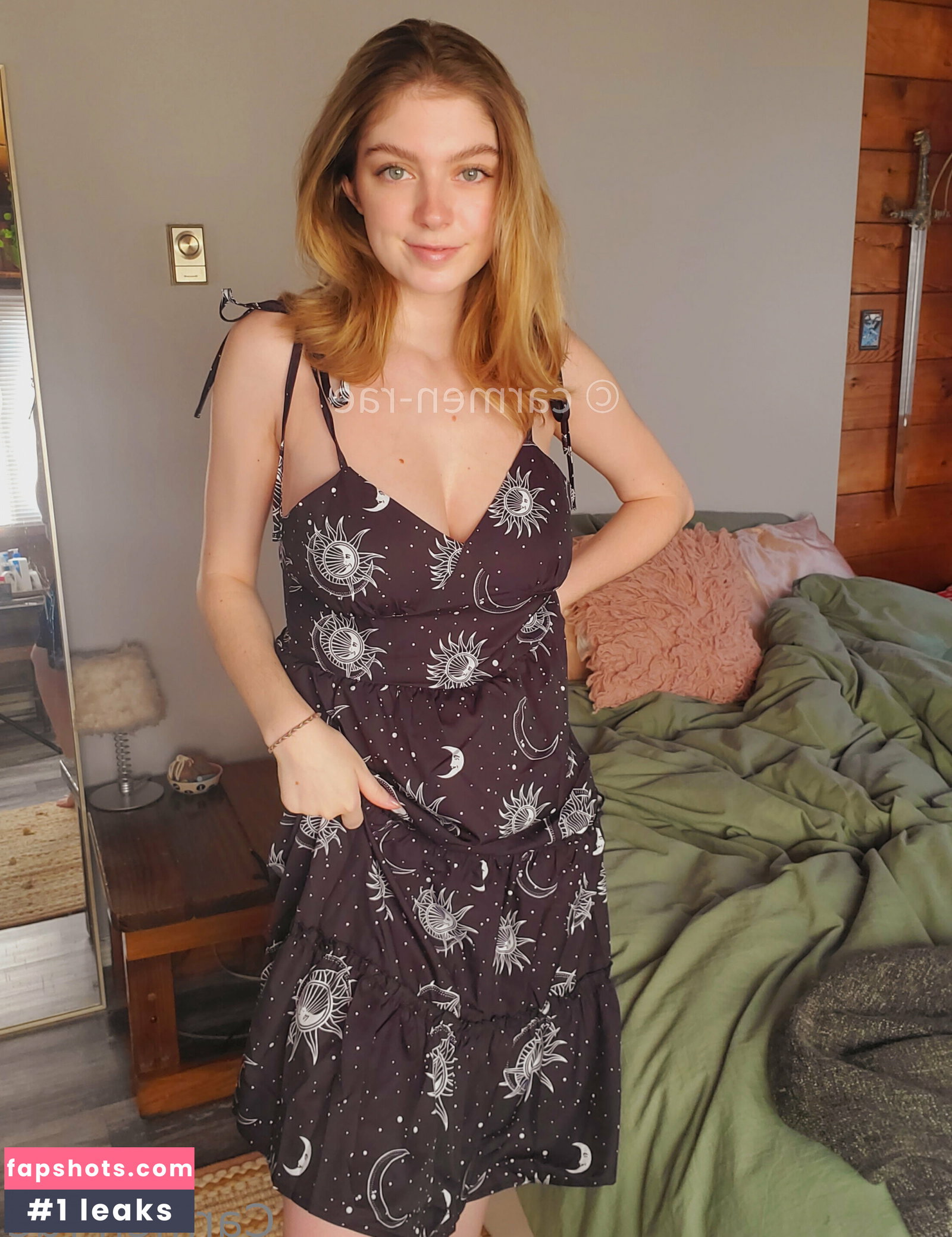 Carmen-Rae gallery photo #1328