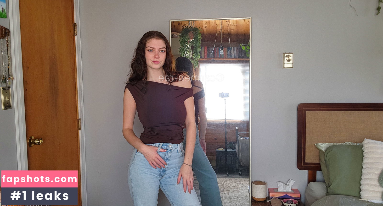 Carmen-Rae gallery photo #9965