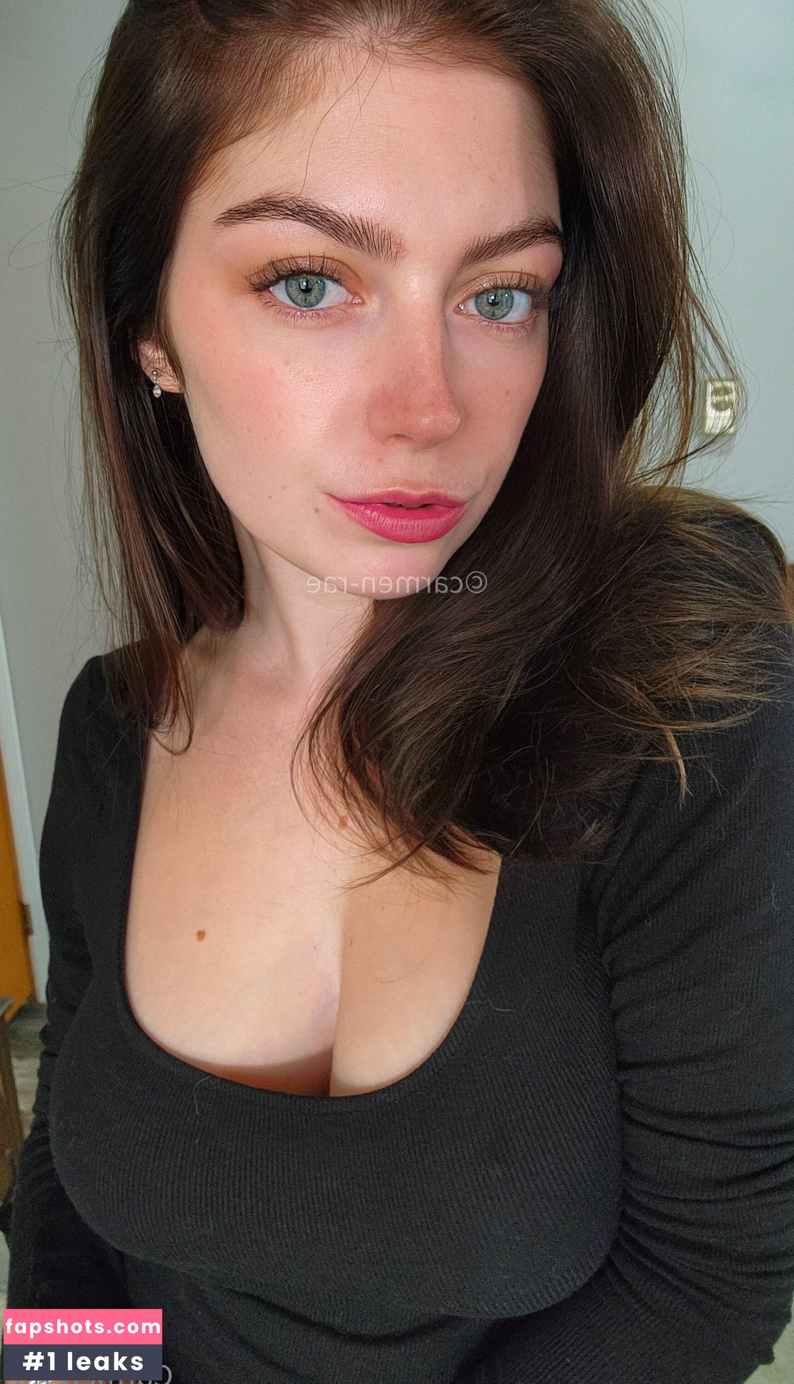 Carmen-Rae gallery photo #8467