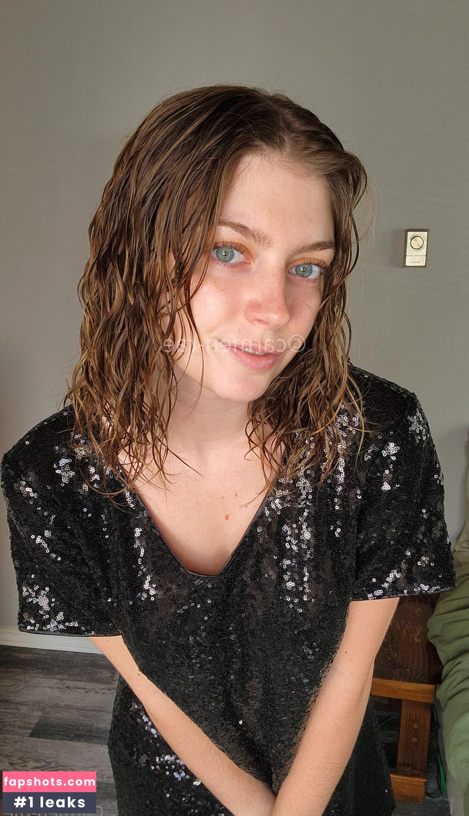 Carmen-Rae gallery photo #6768