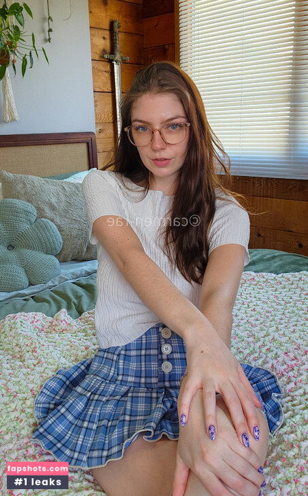 Carmen-Rae gallery photo #8806
