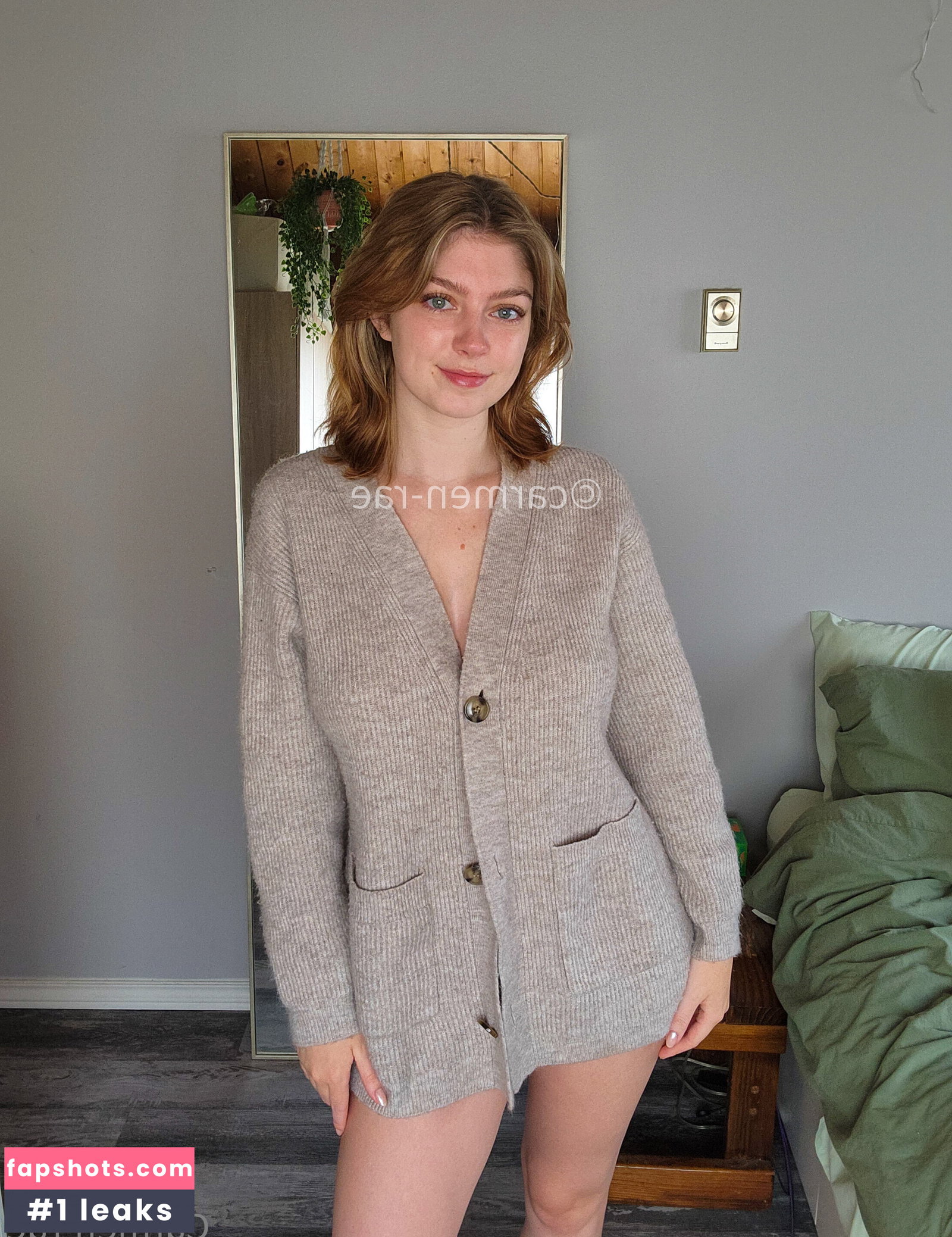 Carmen-Rae gallery photo #8029