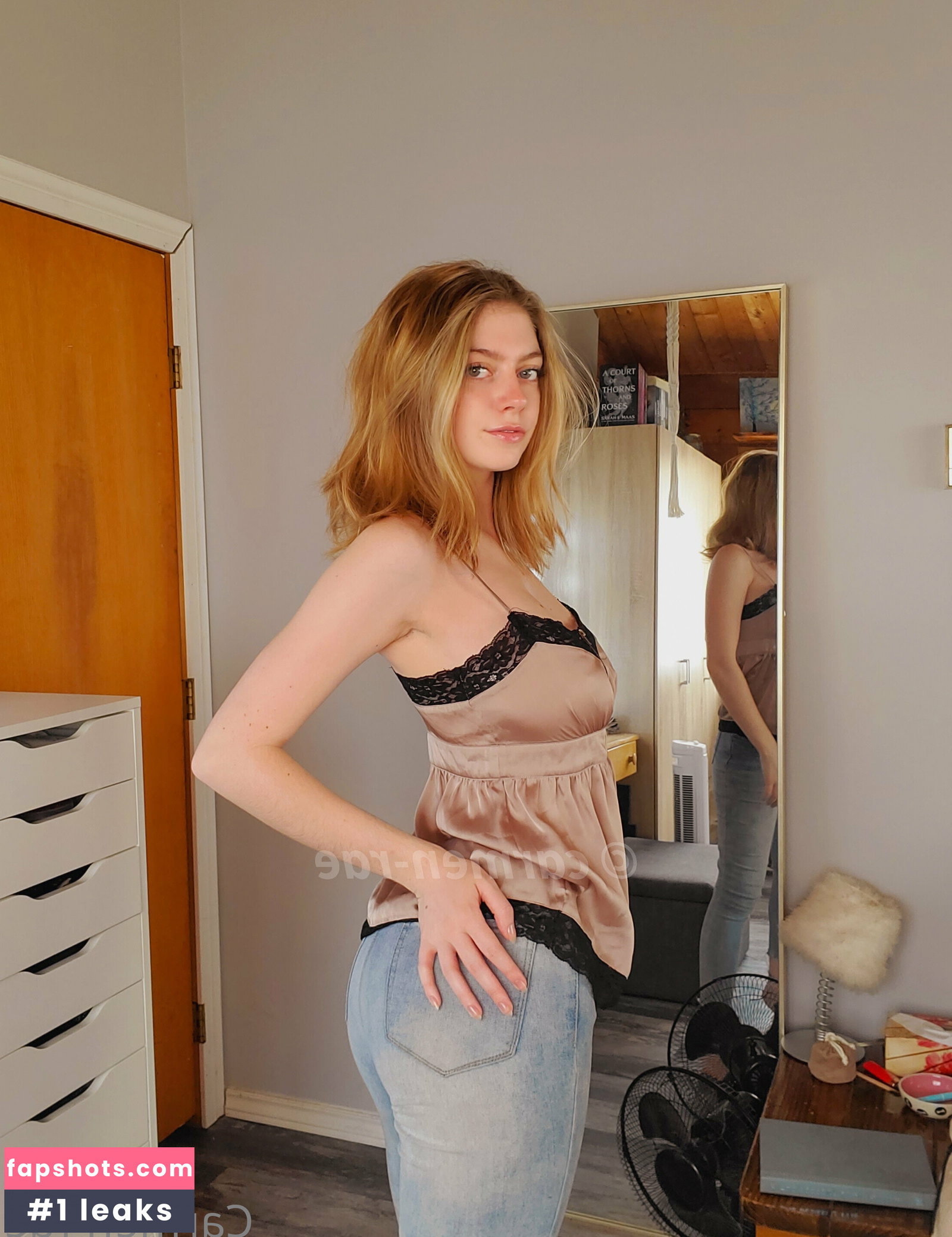 Carmen-Rae gallery photo #872