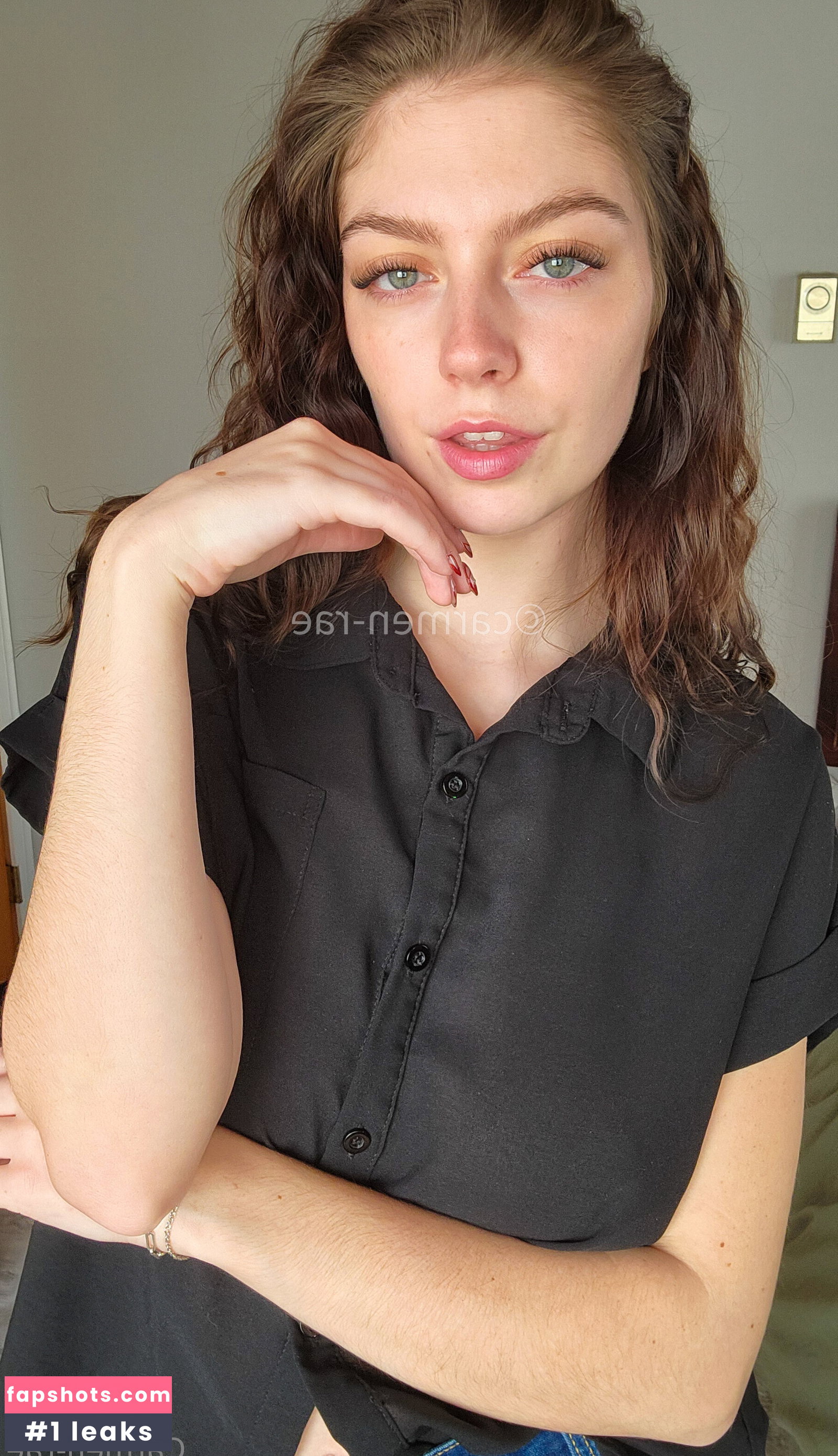 Carmen-Rae gallery photo #8777