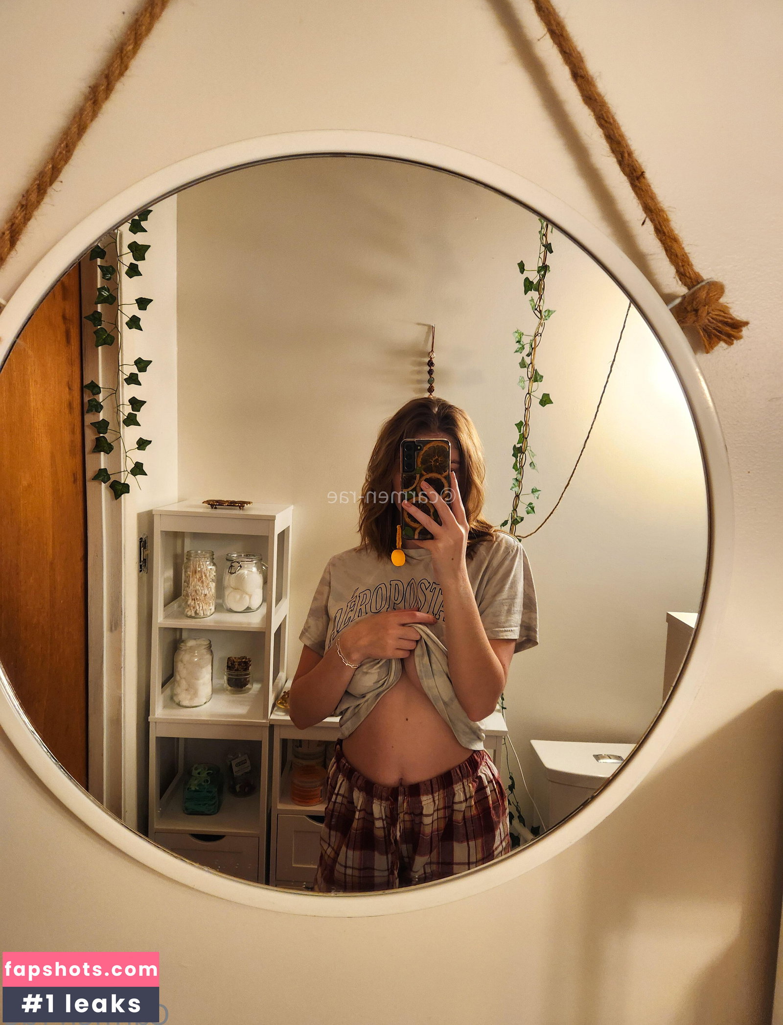 Carmen-Rae gallery photo #664
