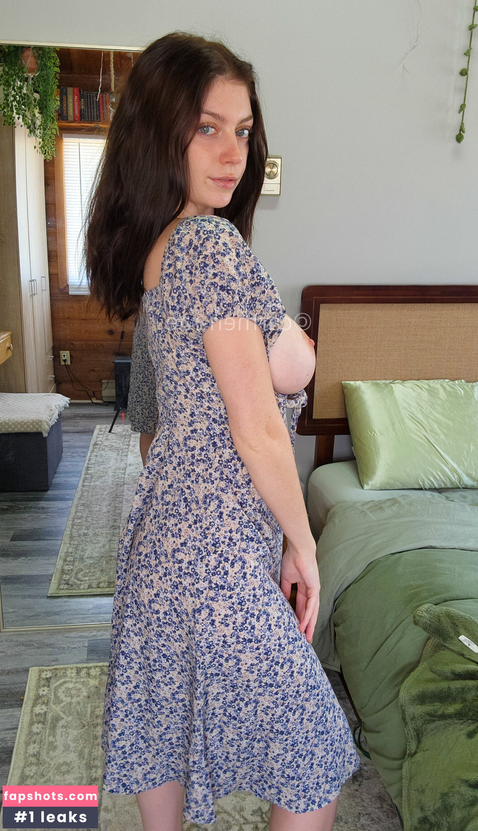 Carmen-Rae gallery photo #9542