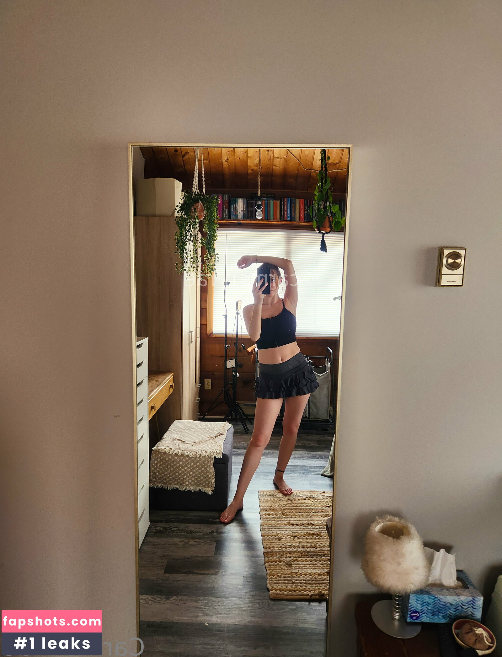 Carmen-Rae gallery photo #5140