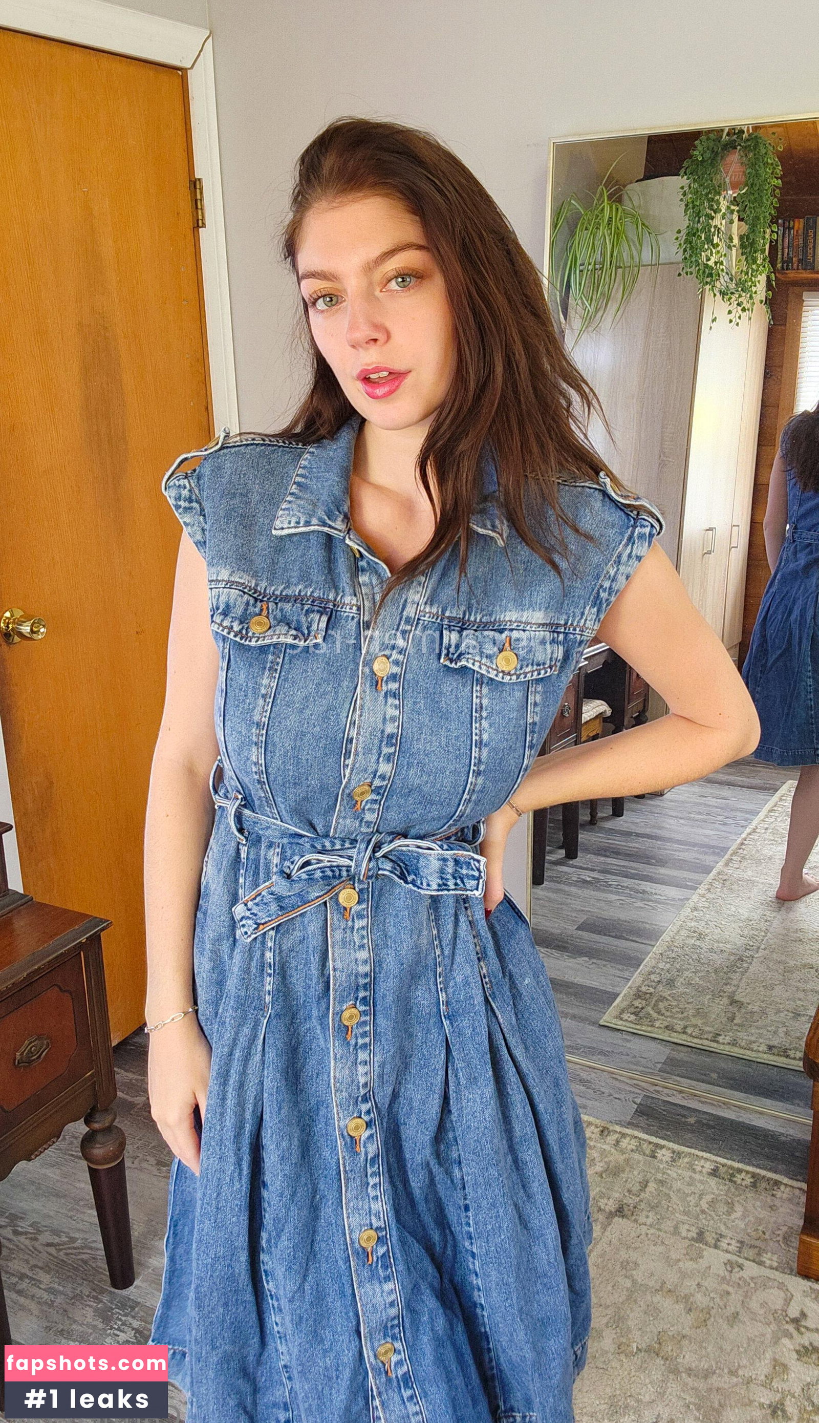 Carmen-Rae gallery photo #869
