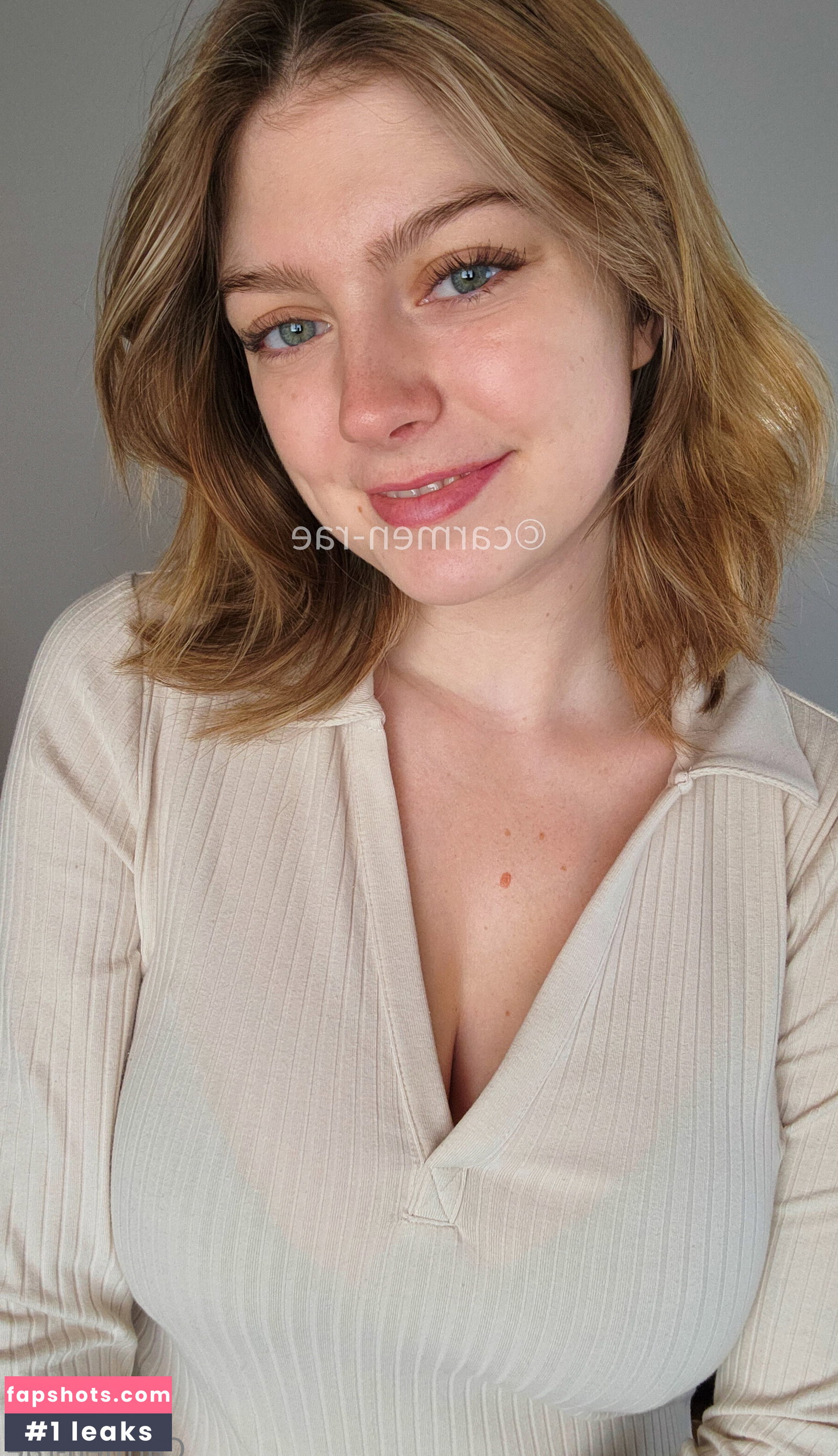 Carmen-Rae gallery photo #10066