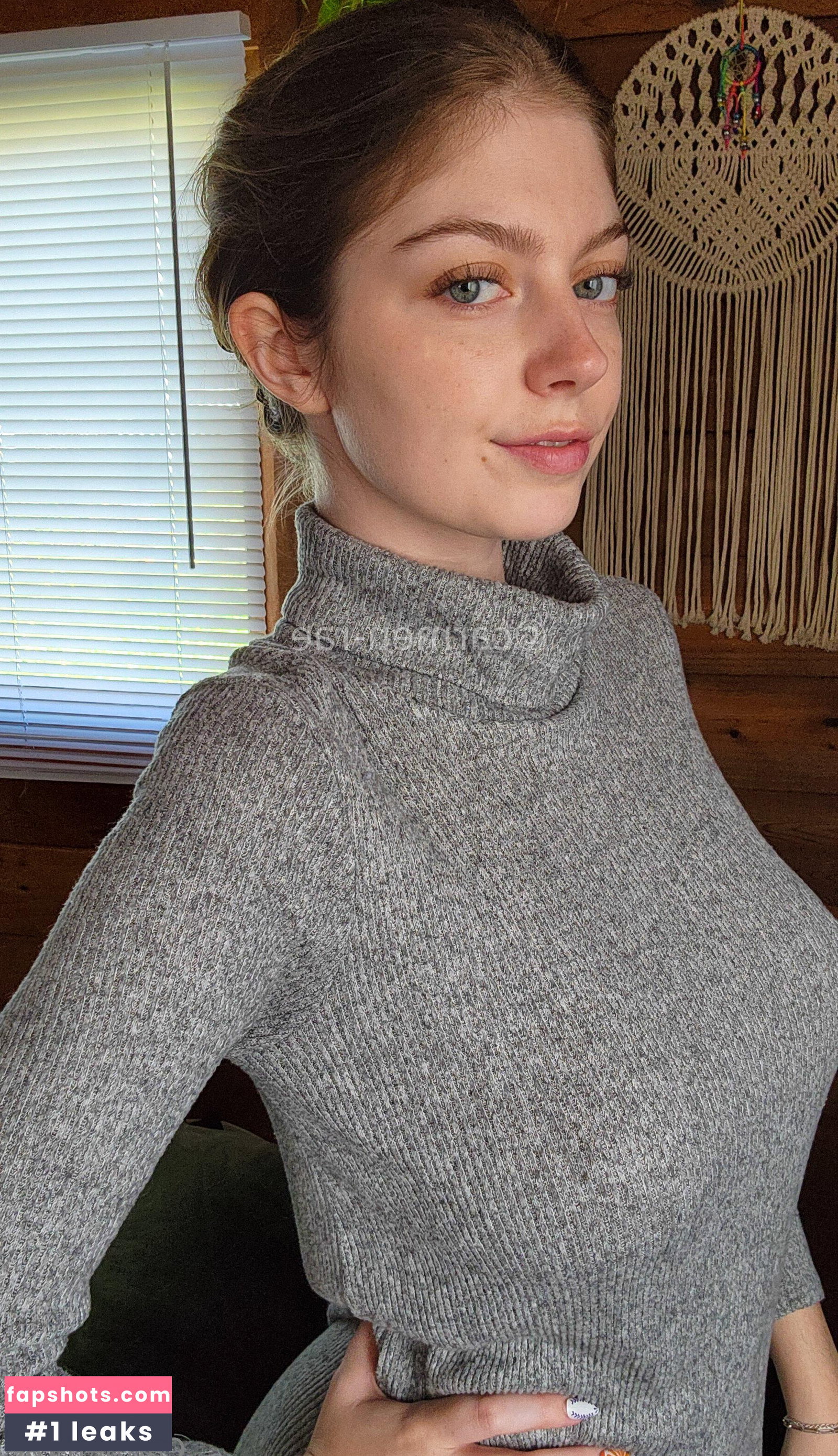 Carmen-Rae gallery photo #7282