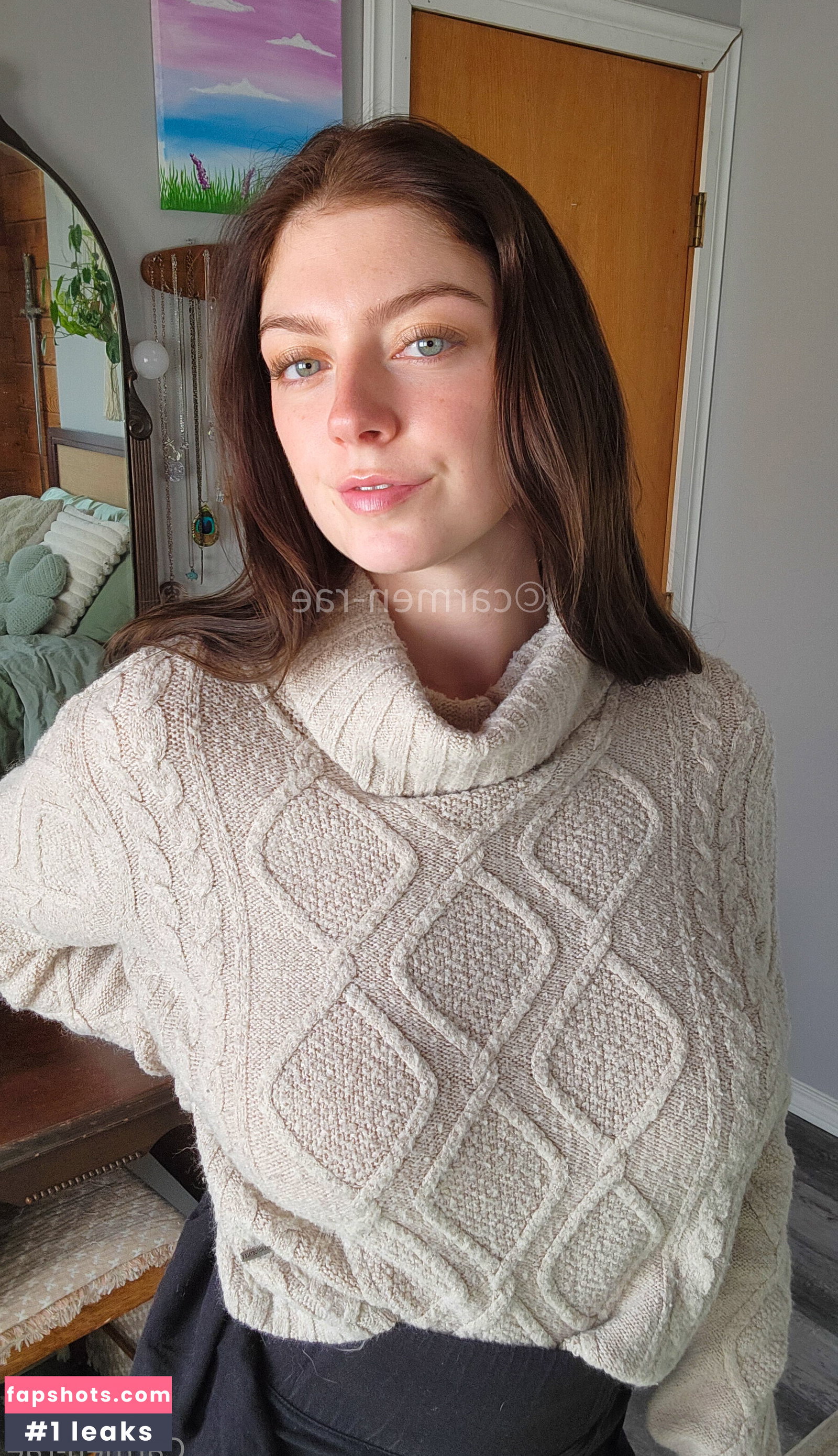 Carmen-Rae gallery photo #4770