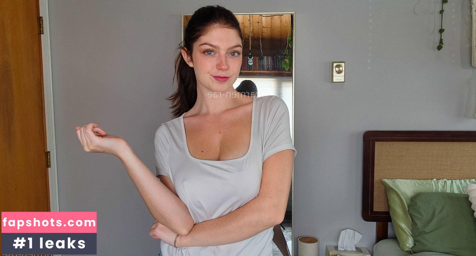 Carmen-Rae gallery photo #3783