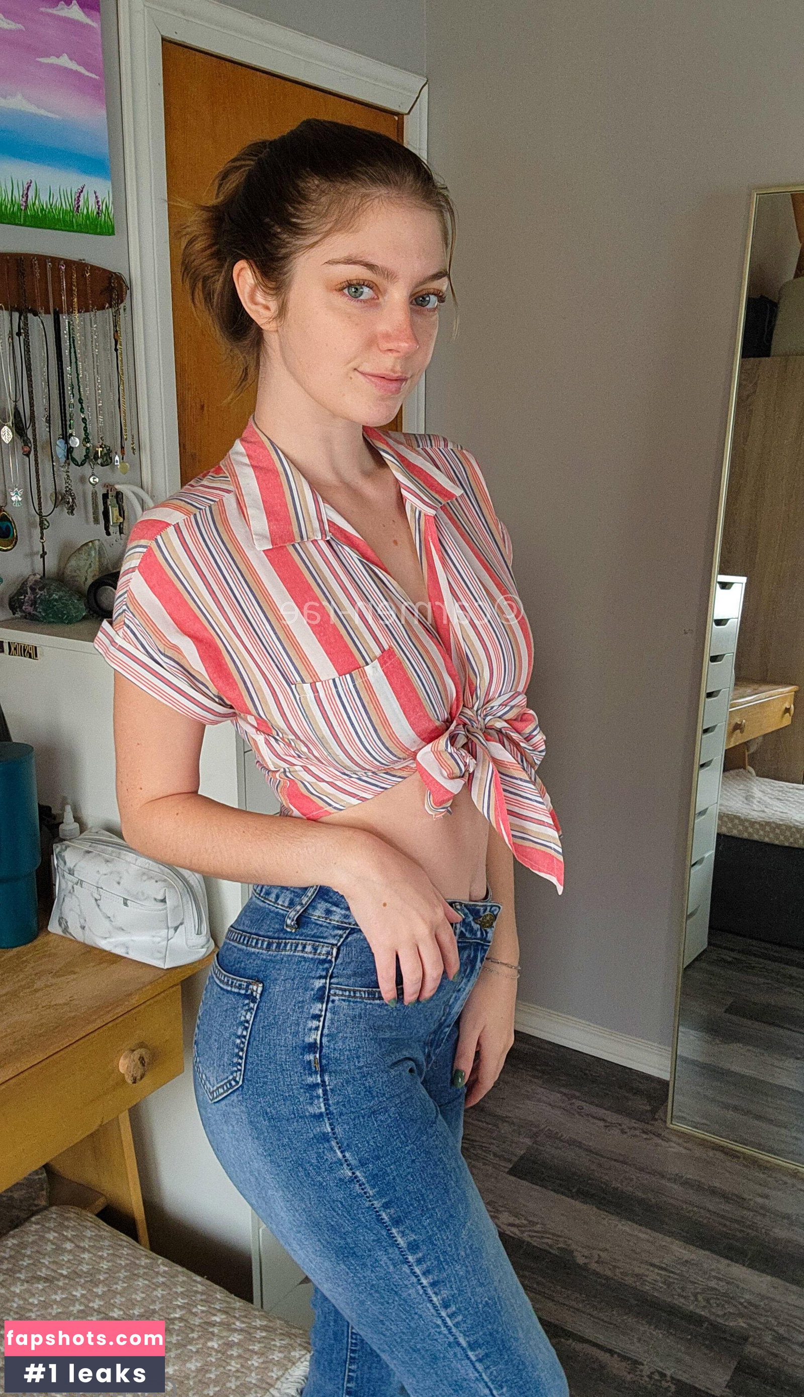 Carmen-Rae gallery photo #1260