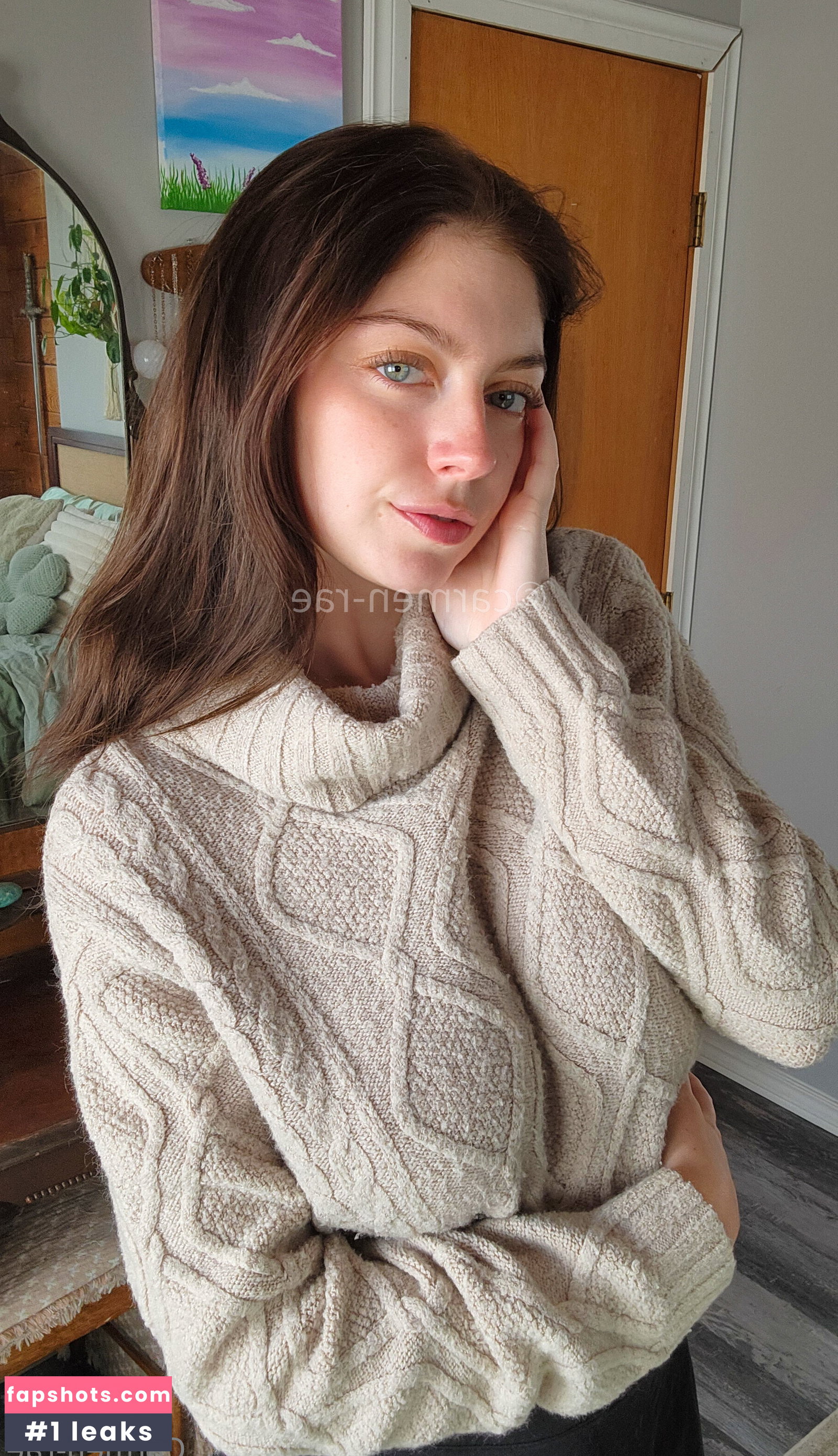 Carmen-Rae gallery photo #9780