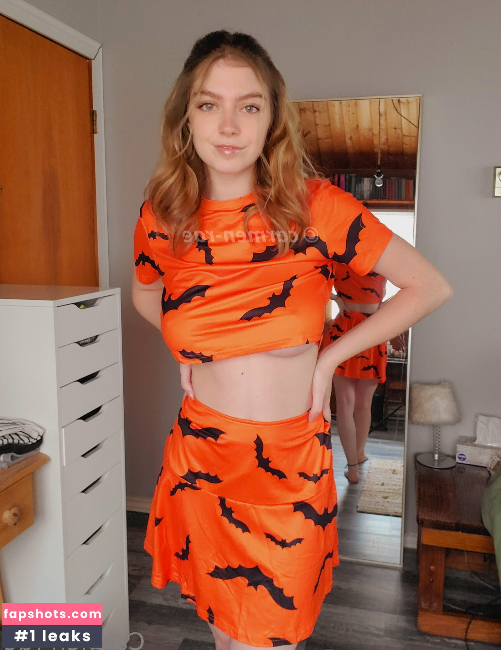 Carmen-Rae gallery photo #10085
