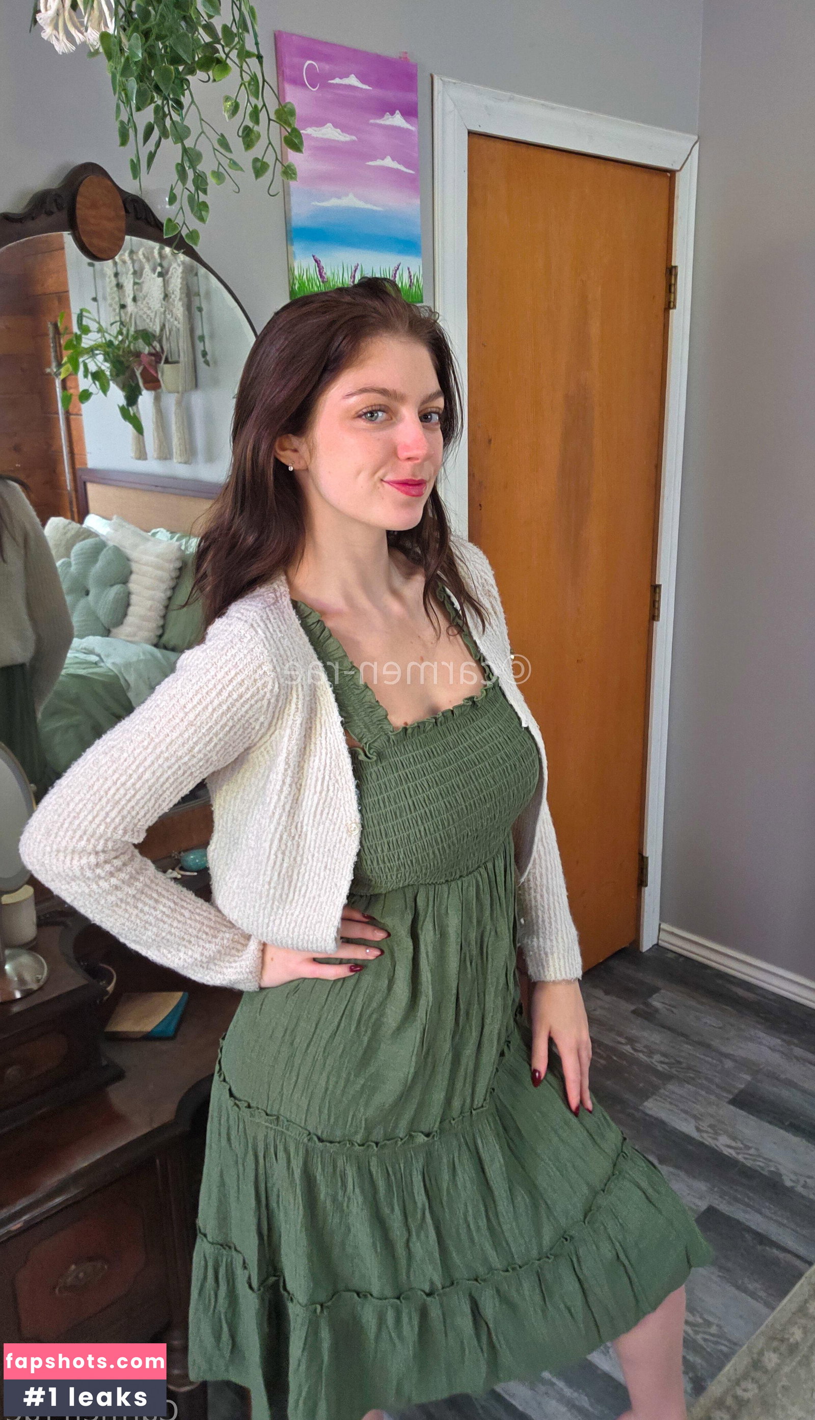 Carmen-Rae gallery photo #5757