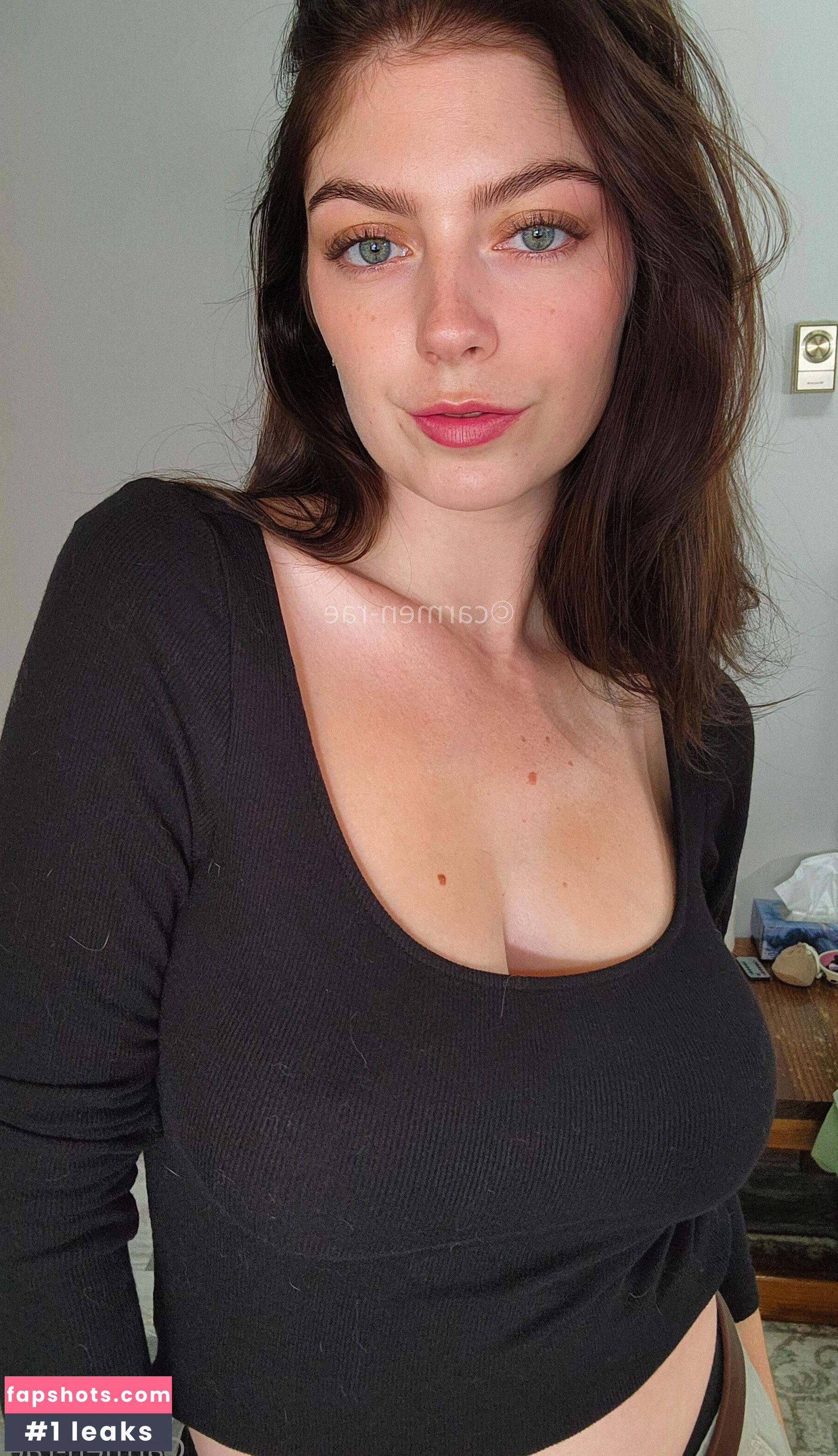 Carmen-Rae gallery photo #1298