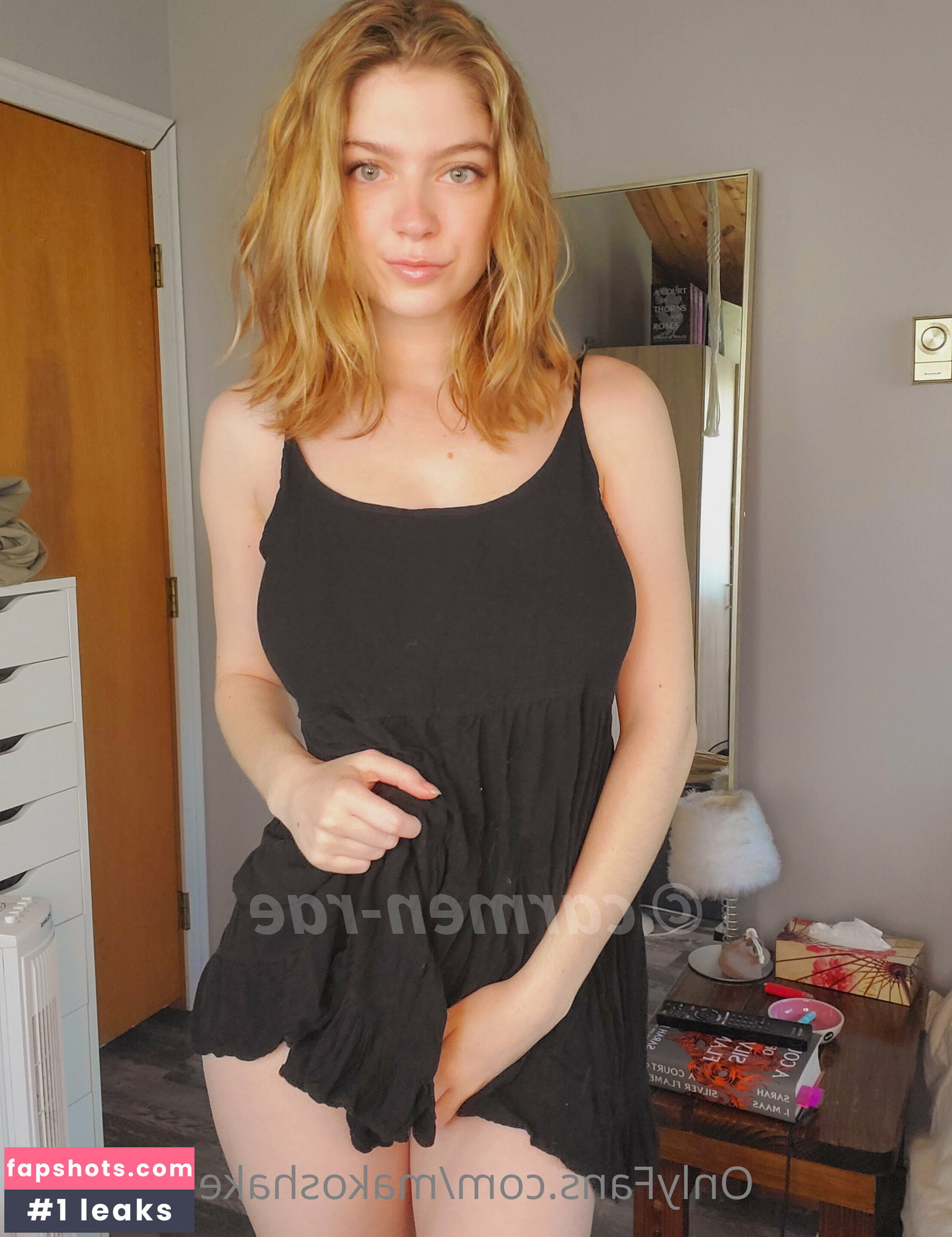 Carmen-Rae gallery photo #752