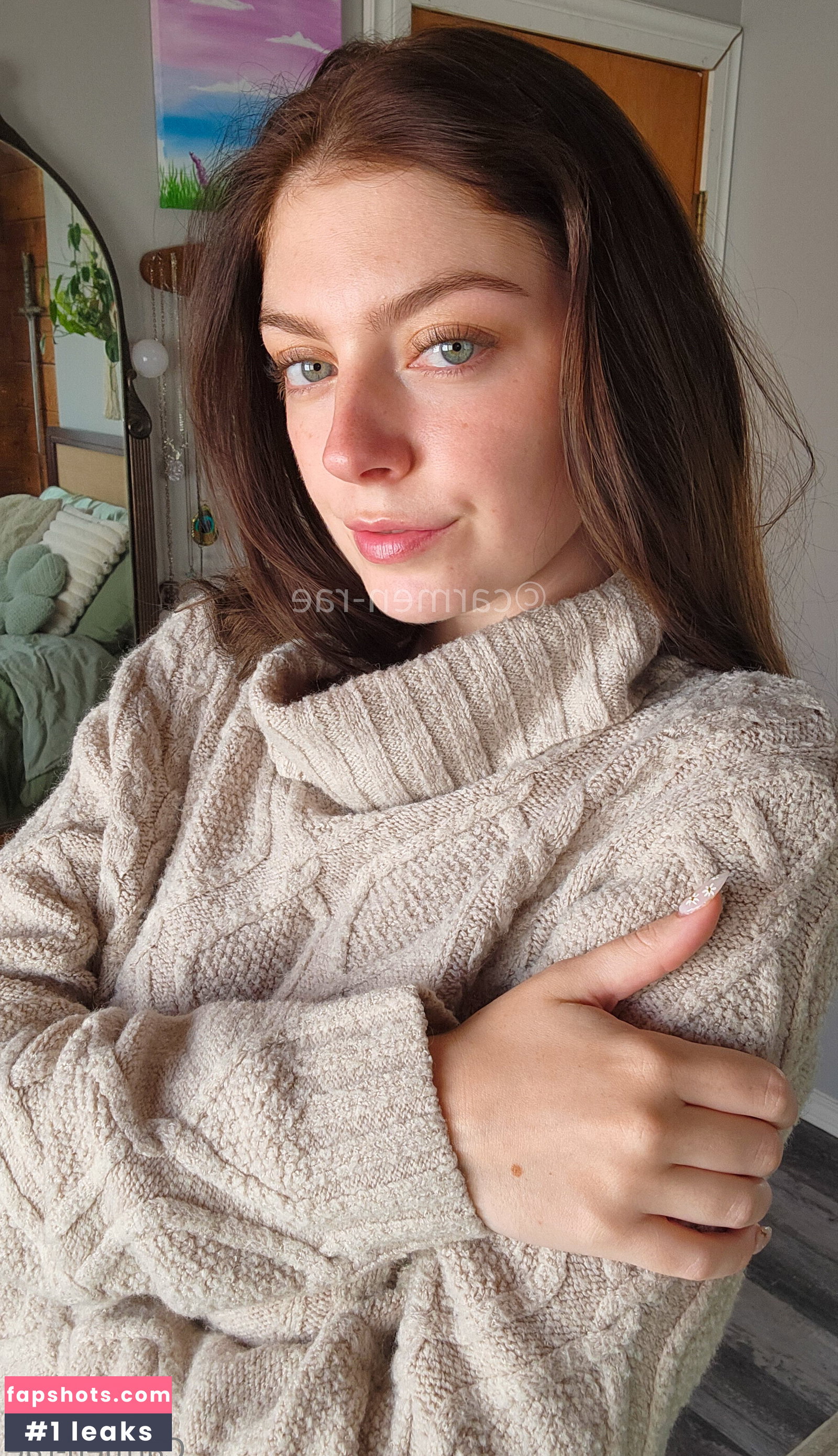 Carmen-Rae gallery photo #3215