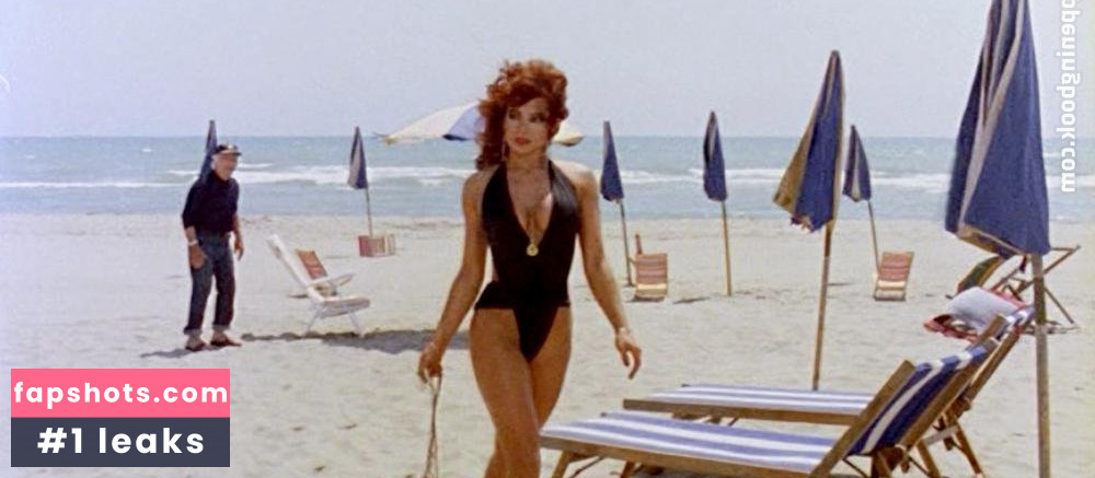 Carmen Russo gallery photo #16