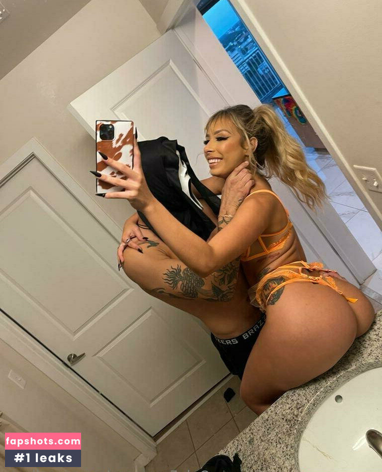 carmencalixxx Filtración Desnuda OnlyFans Foto #411 - Fapshots