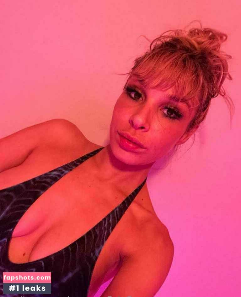 carmencalixxx Filtración Desnuda OnlyFans Foto #450 - Fapshots