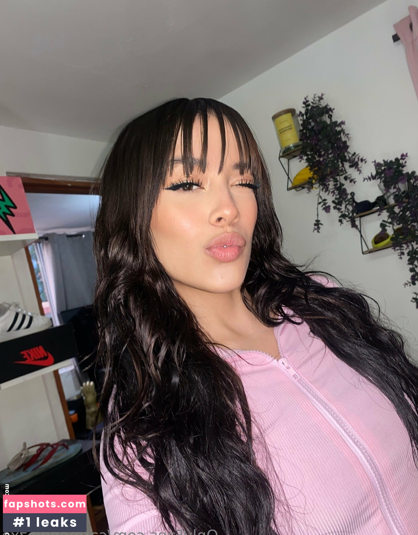 carmendiazxo nude babe gallery