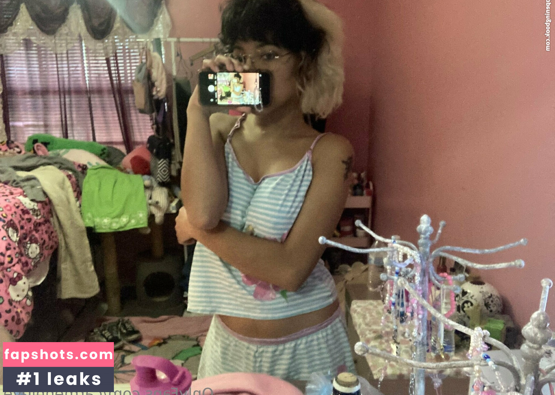 carmennl0ve gallery photo #14