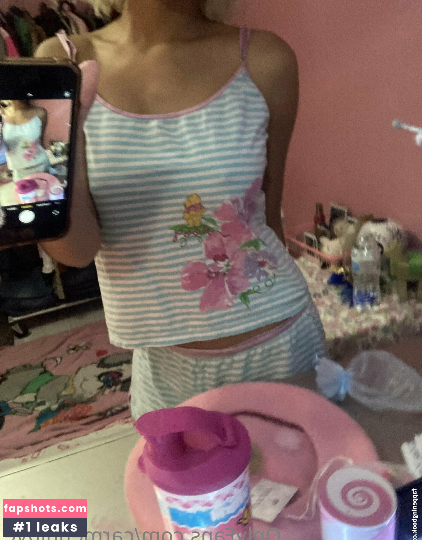 carmennl0ve gallery photo #15