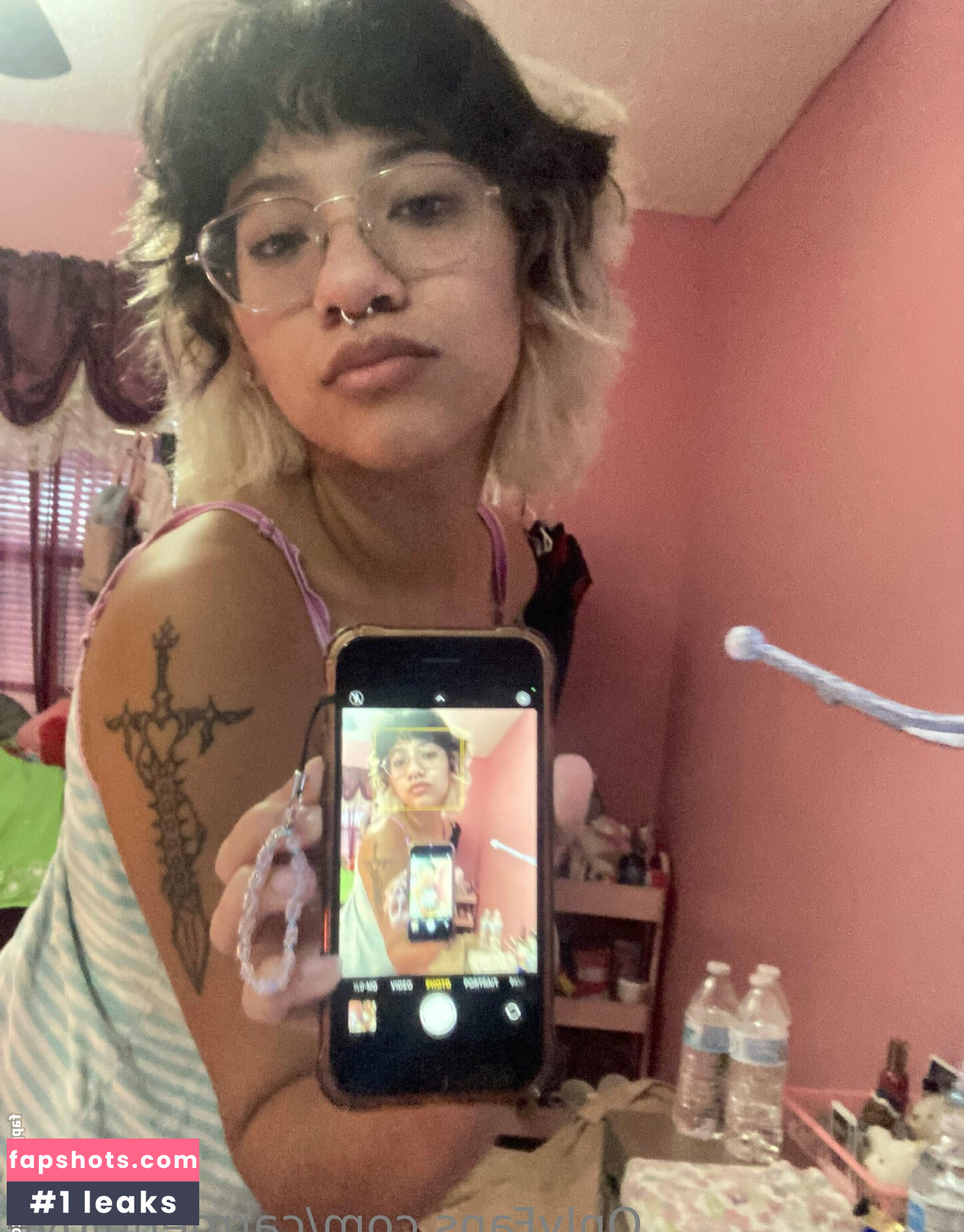 carmennl0ve nude babe gallery