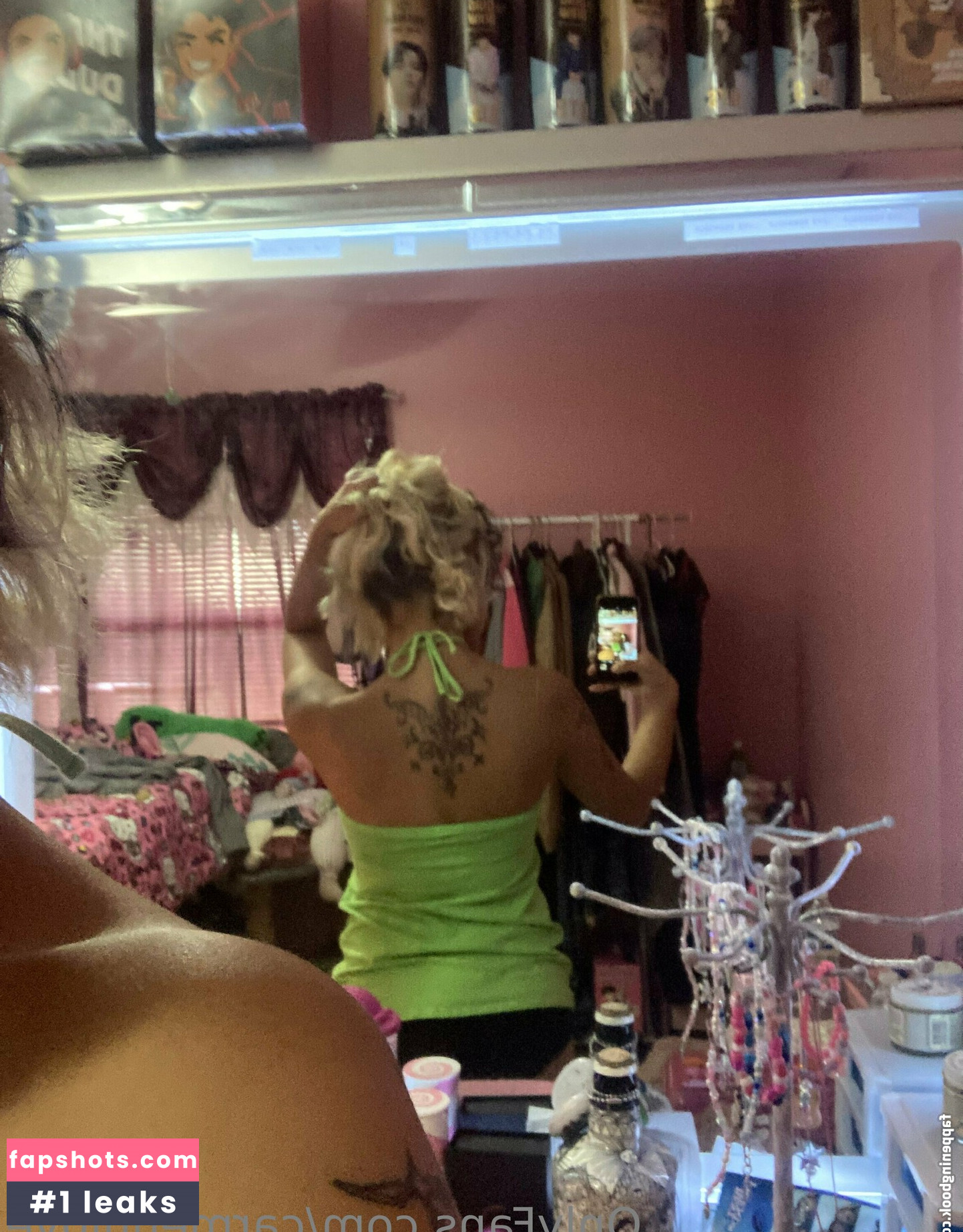 carmennl0ve gallery photo #28