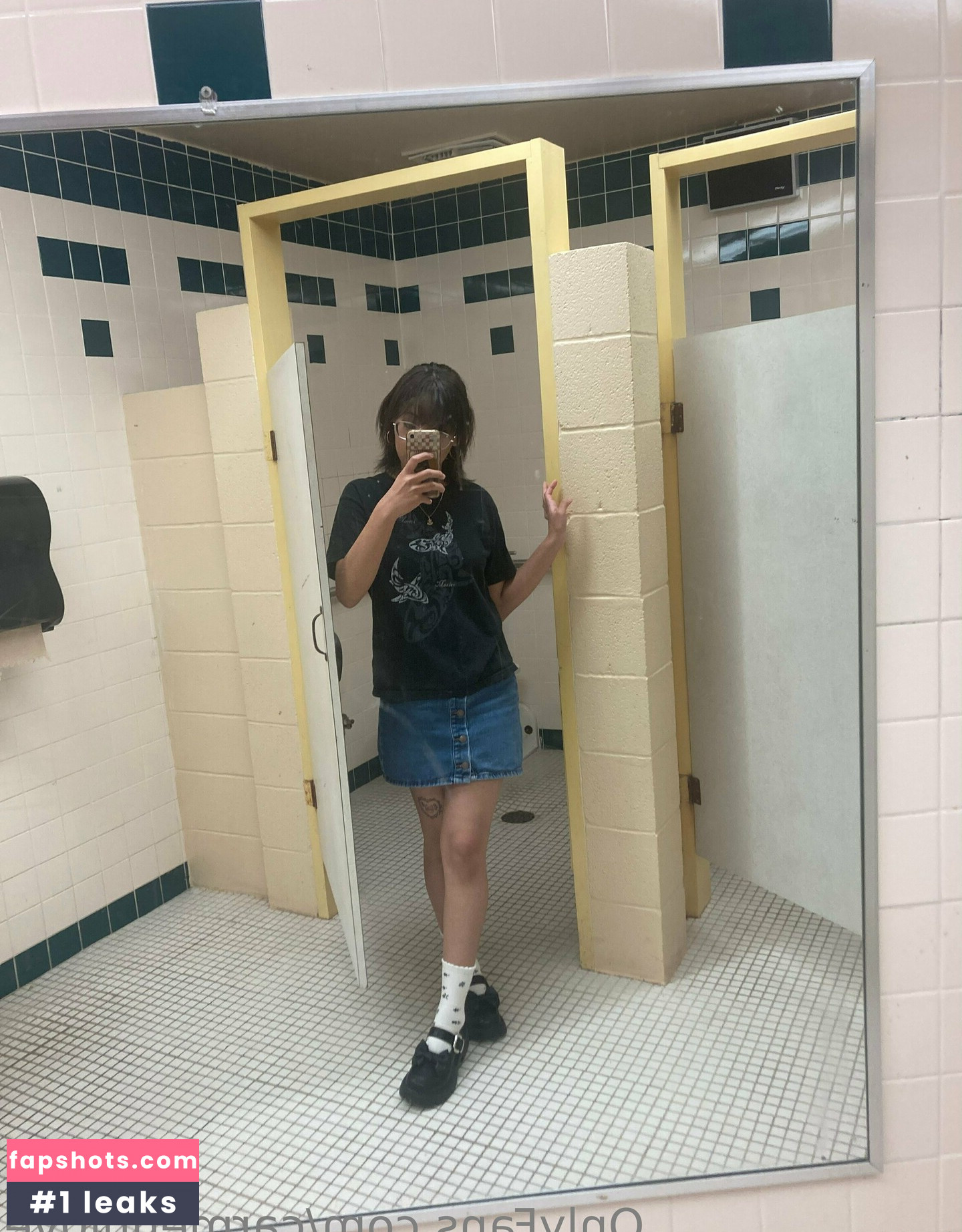 carmennl0ve gallery photo #39