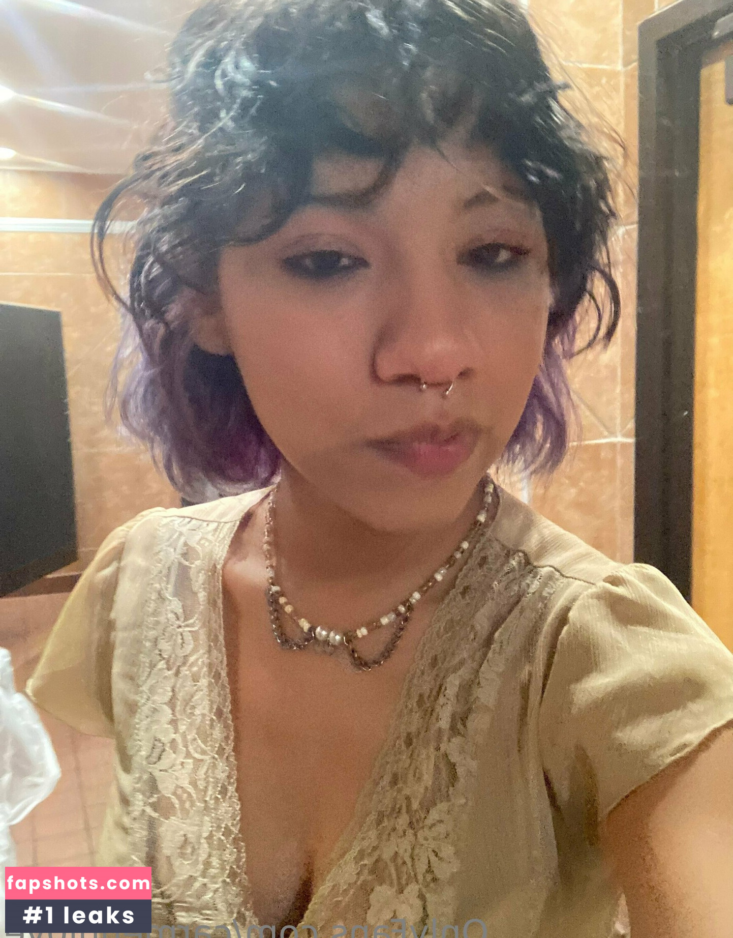 carmennl0ve gallery photo #6