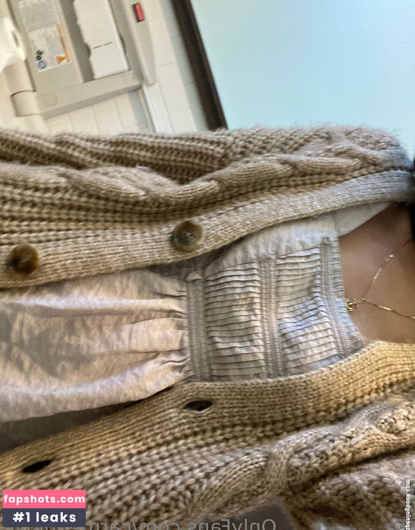 carmennl0ve gallery photo #56