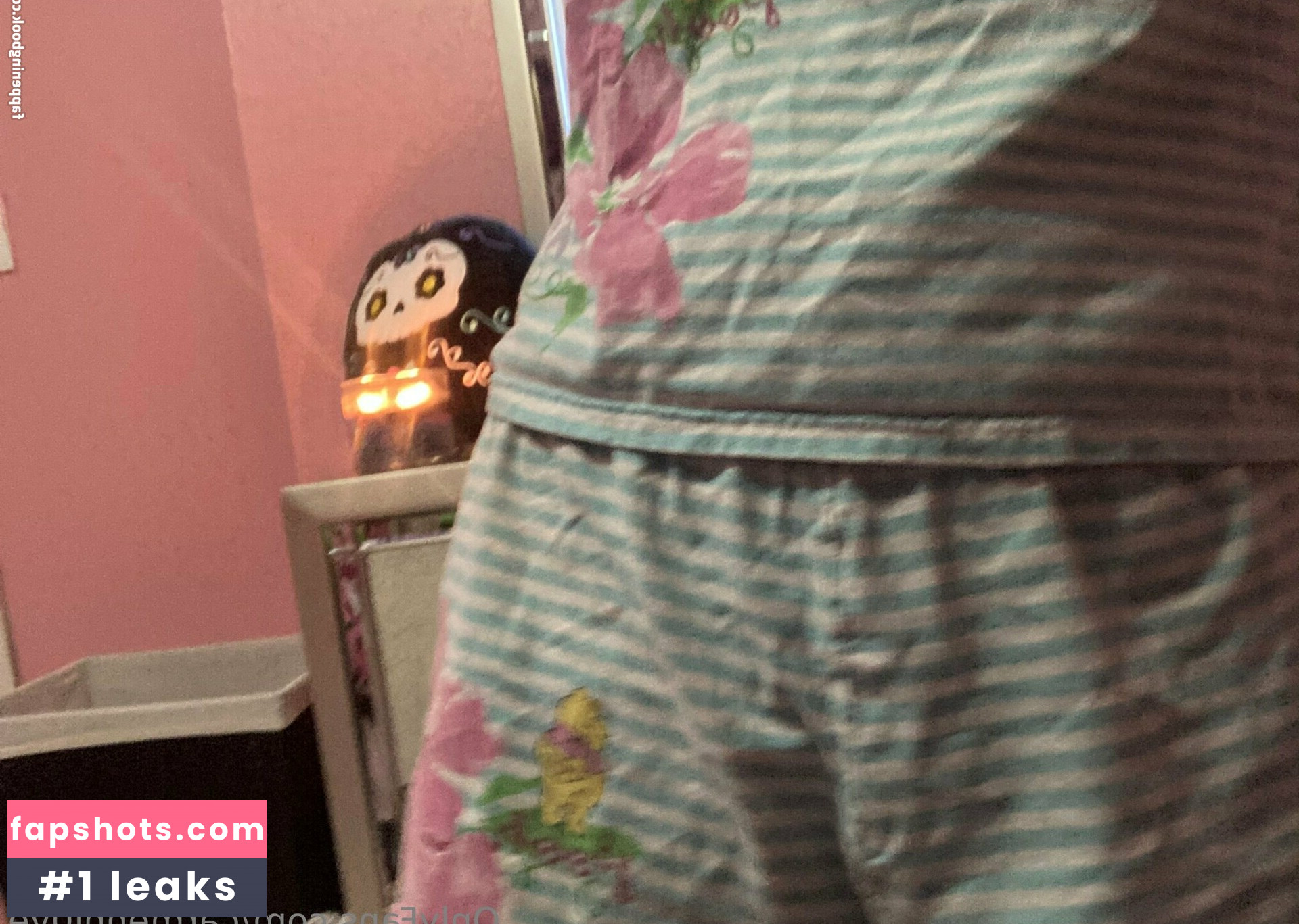 carmennl0ve gallery photo #8