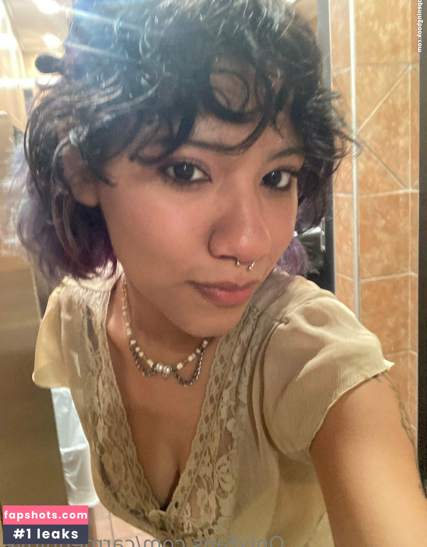 carmennl0ve gallery photo #10