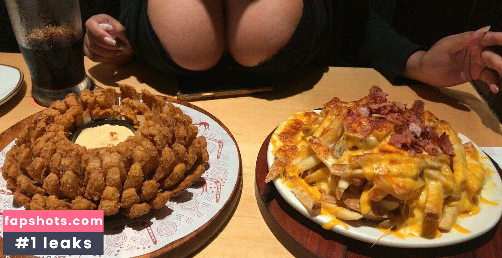 carnielllo nude babe gallery