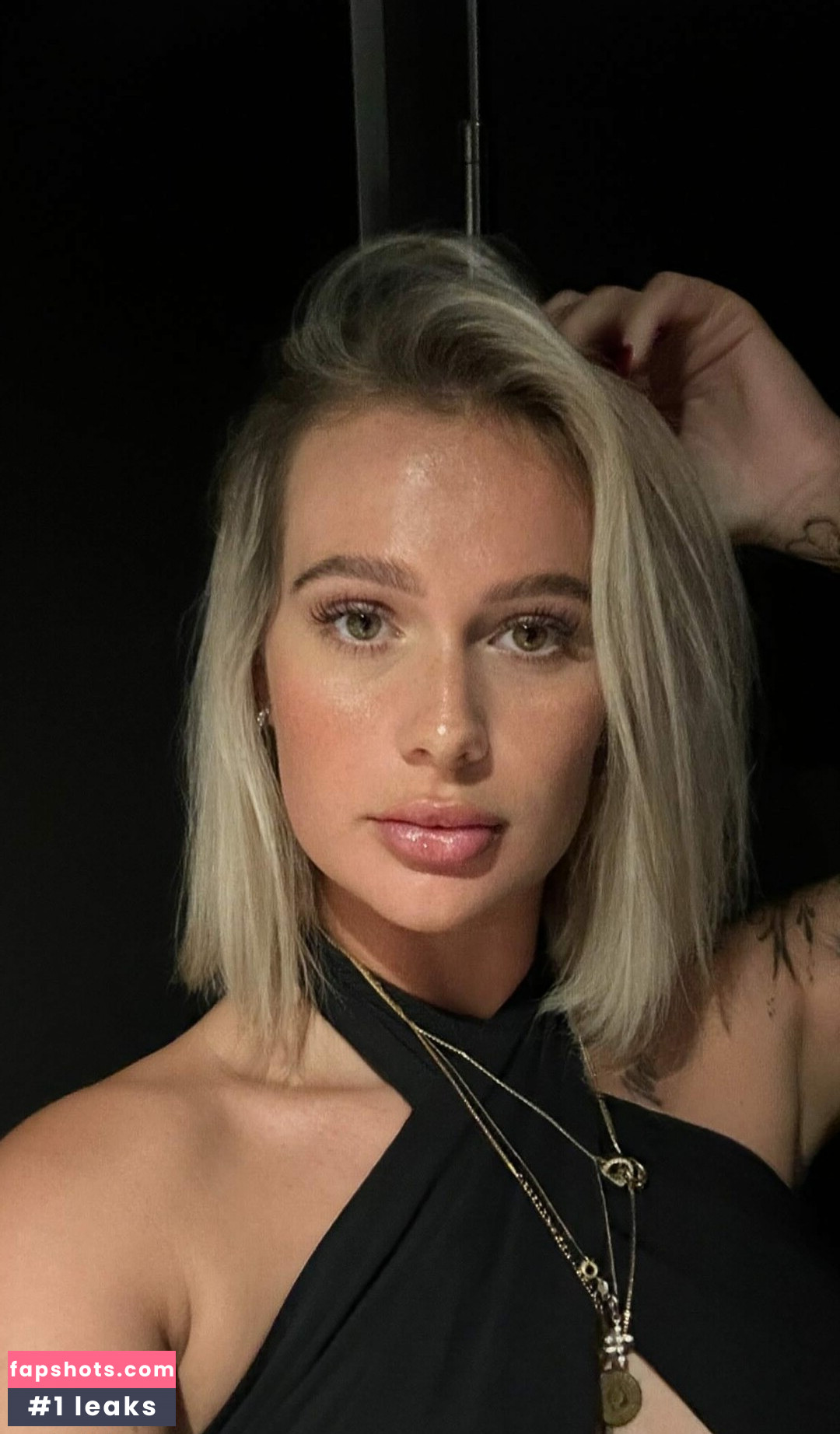 caro_loesel gallery photo #29