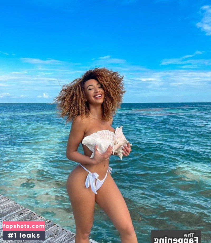 Caro Viee gallery photo #32