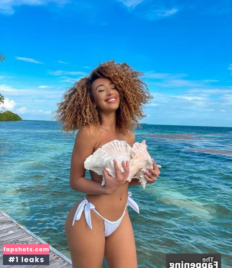 Caro Viee gallery photo #6