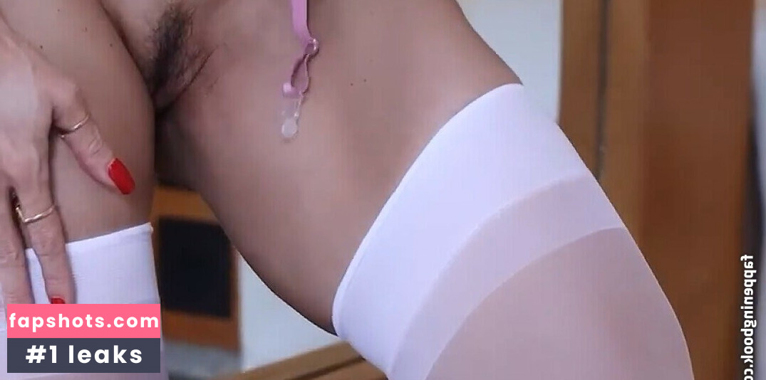 Carol Muniz gallery photo #31