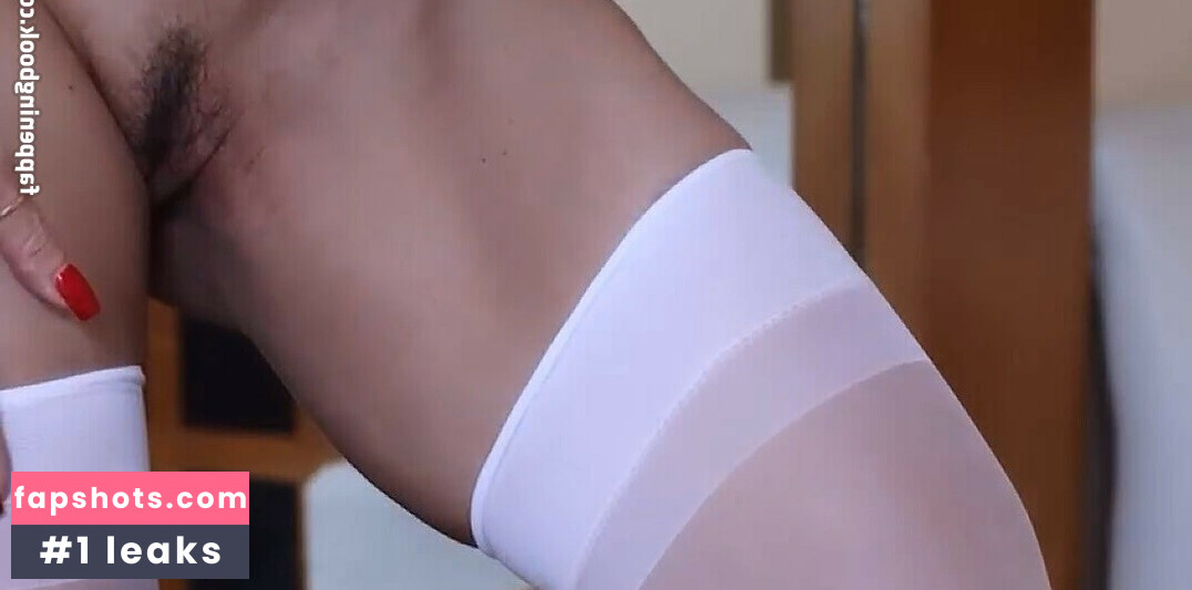 Carol Muniz gallery photo #32